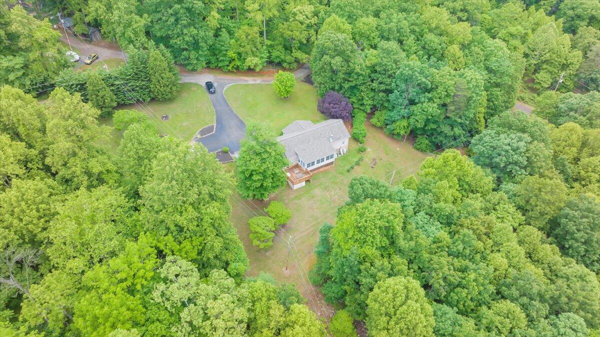2684 Mountain Valley RD