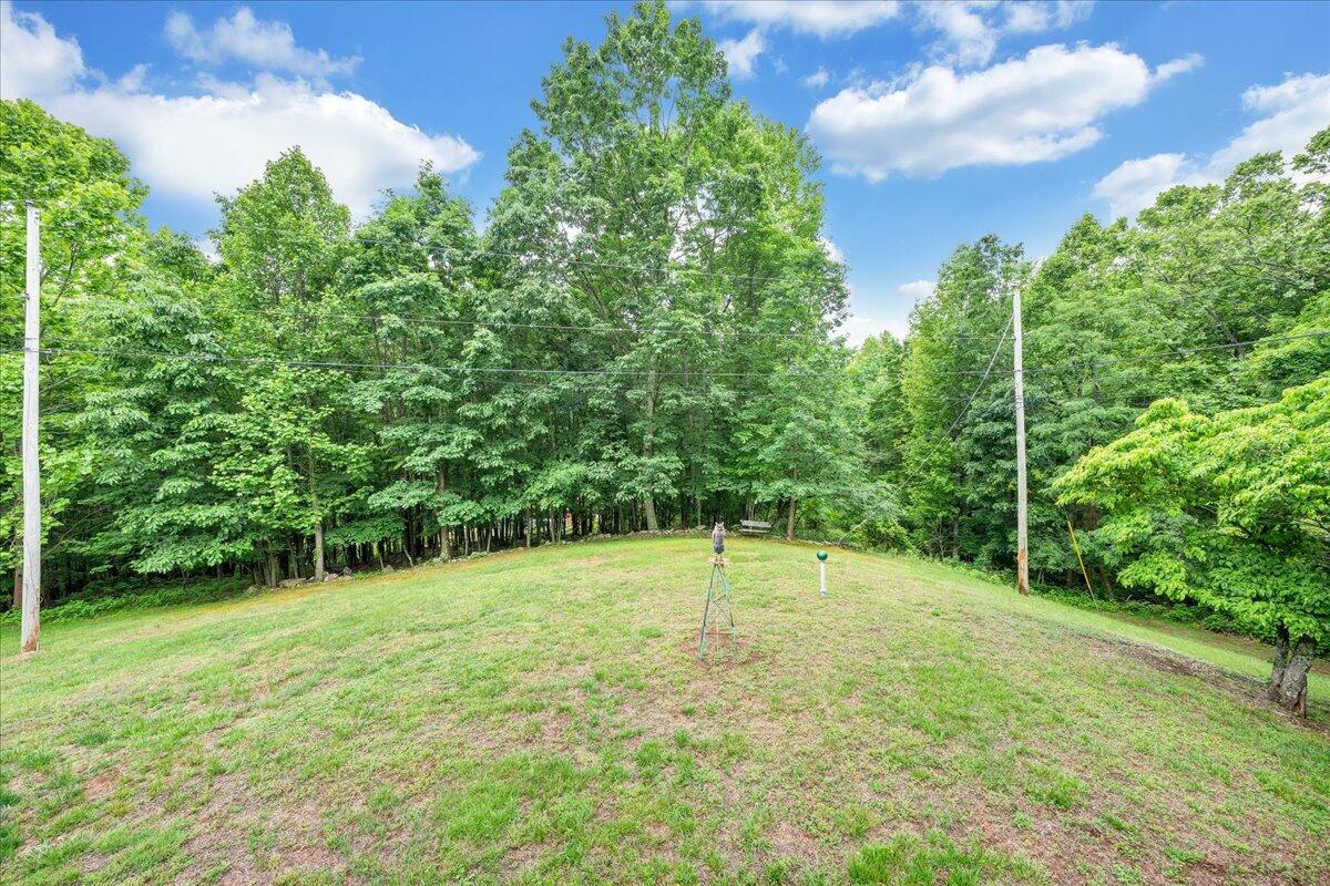 2684 Mountain Valley RD
