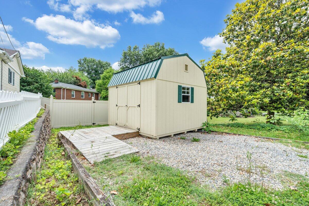 3420 Oakland BLVD NW