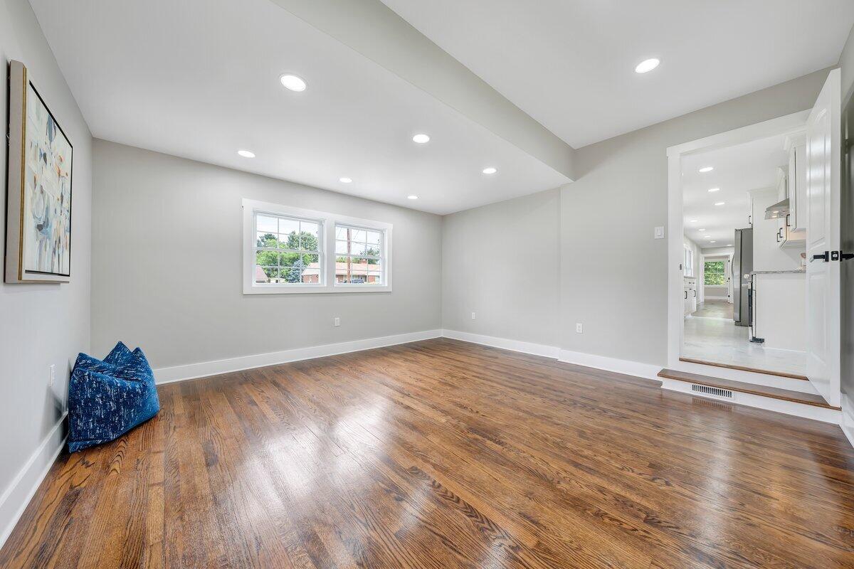 3420 Oakland BLVD NW