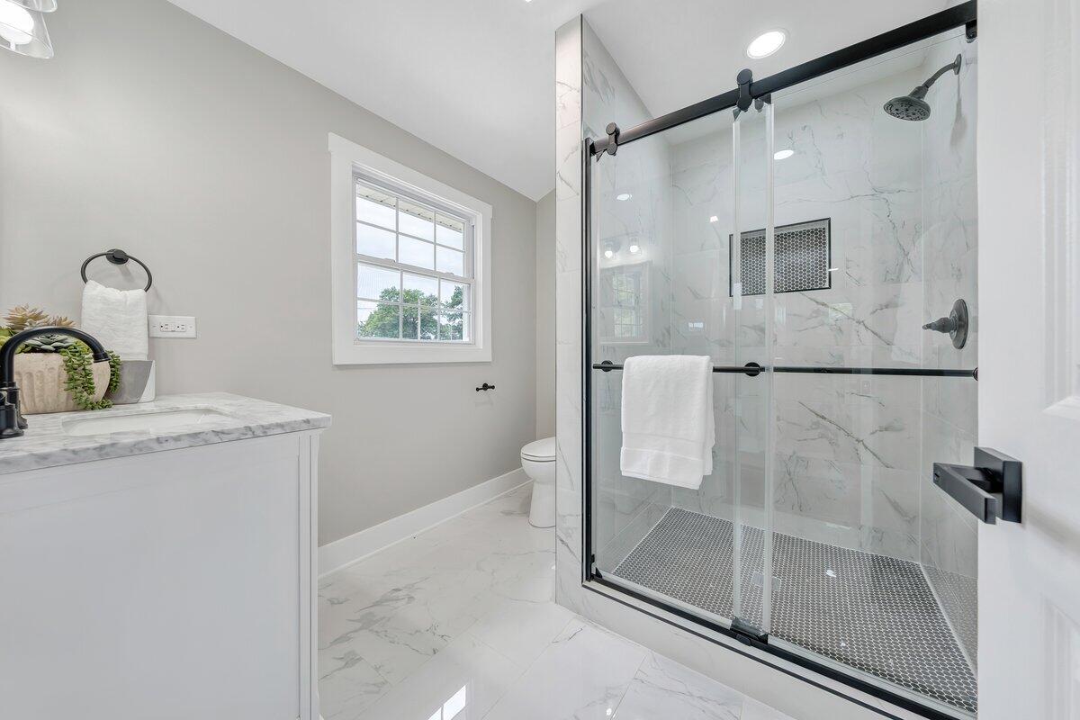 3420 Oakland BLVD NW