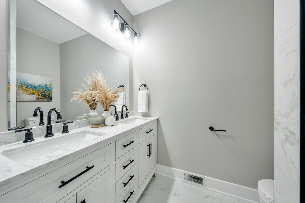 3420 Oakland BLVD NW