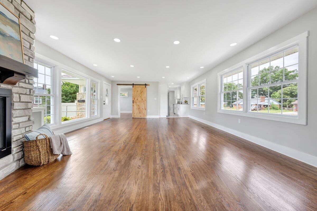 3420 Oakland BLVD NW