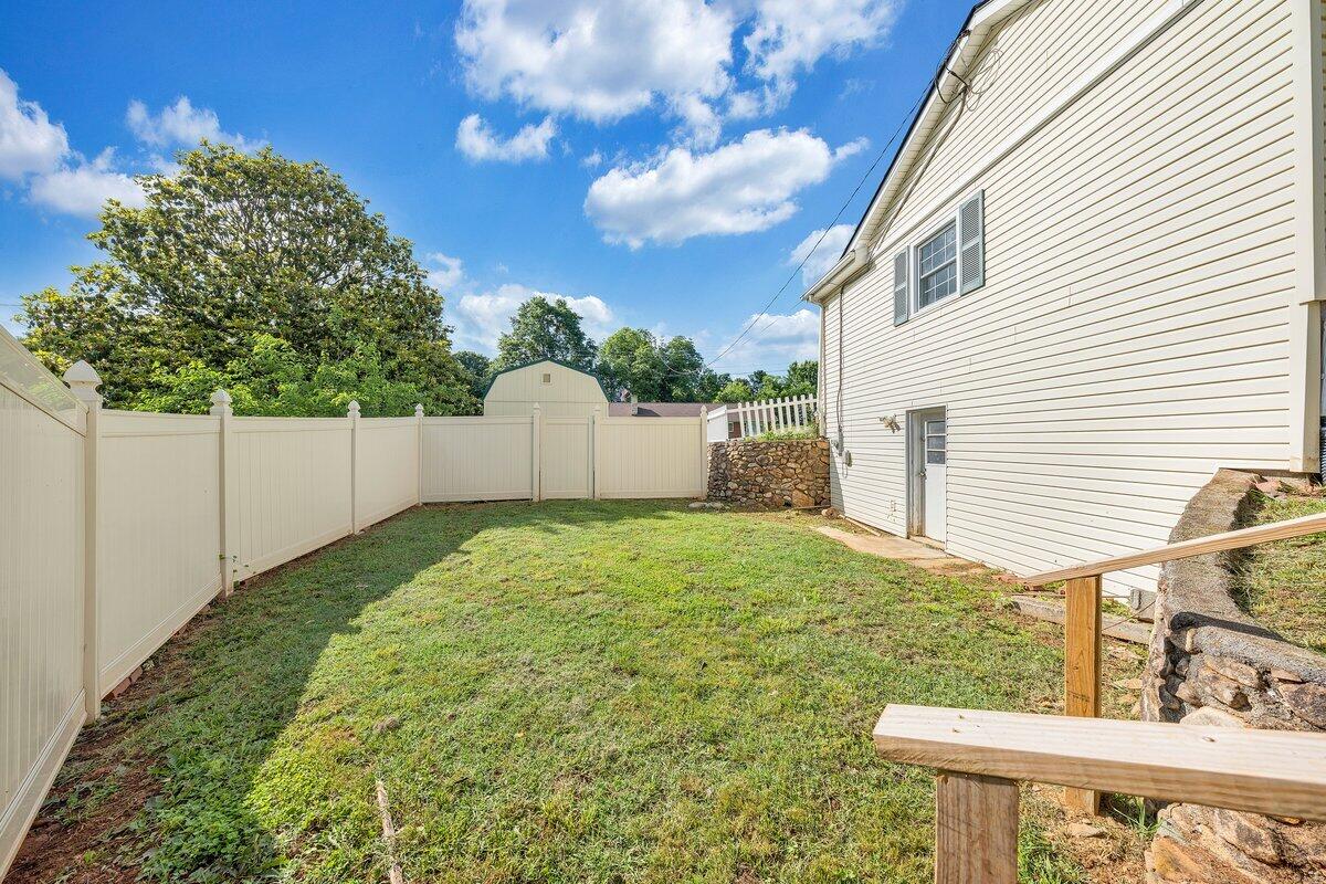 3420 Oakland BLVD NW