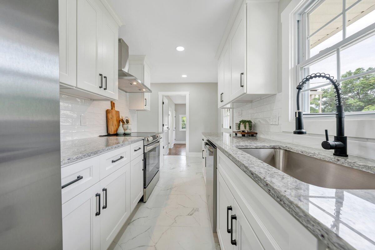 3420 Oakland BLVD NW