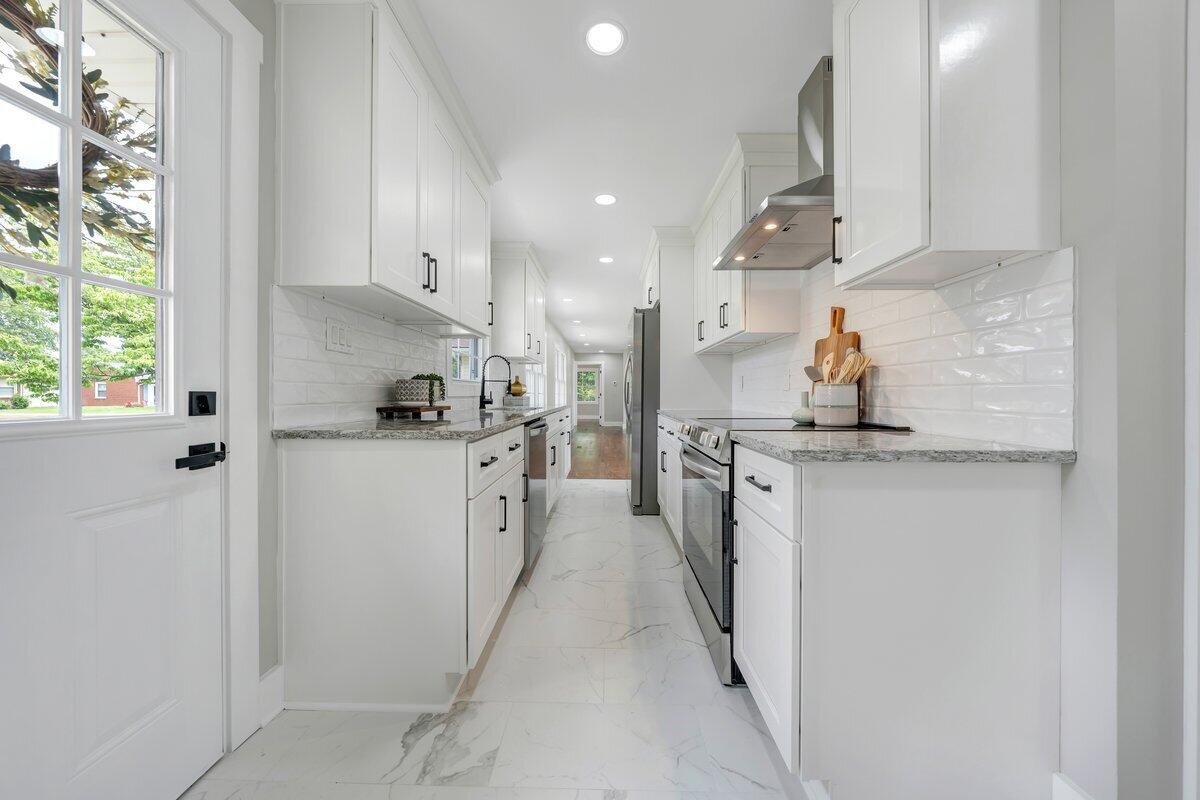 3420 Oakland BLVD NW