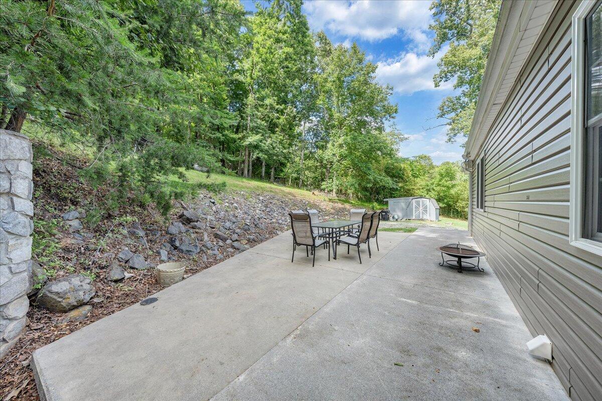 7611 Franklin RD