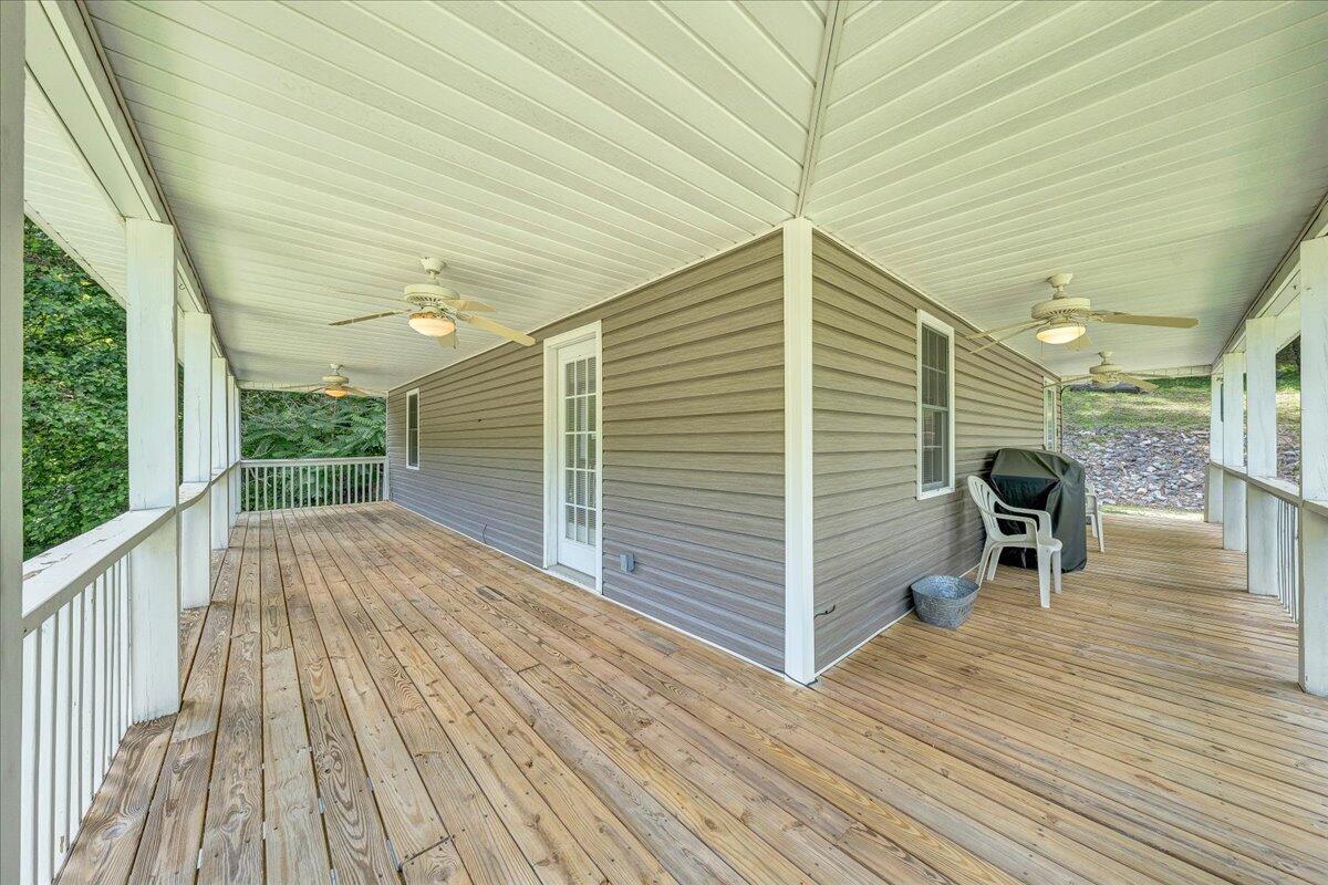 7611 Franklin RD