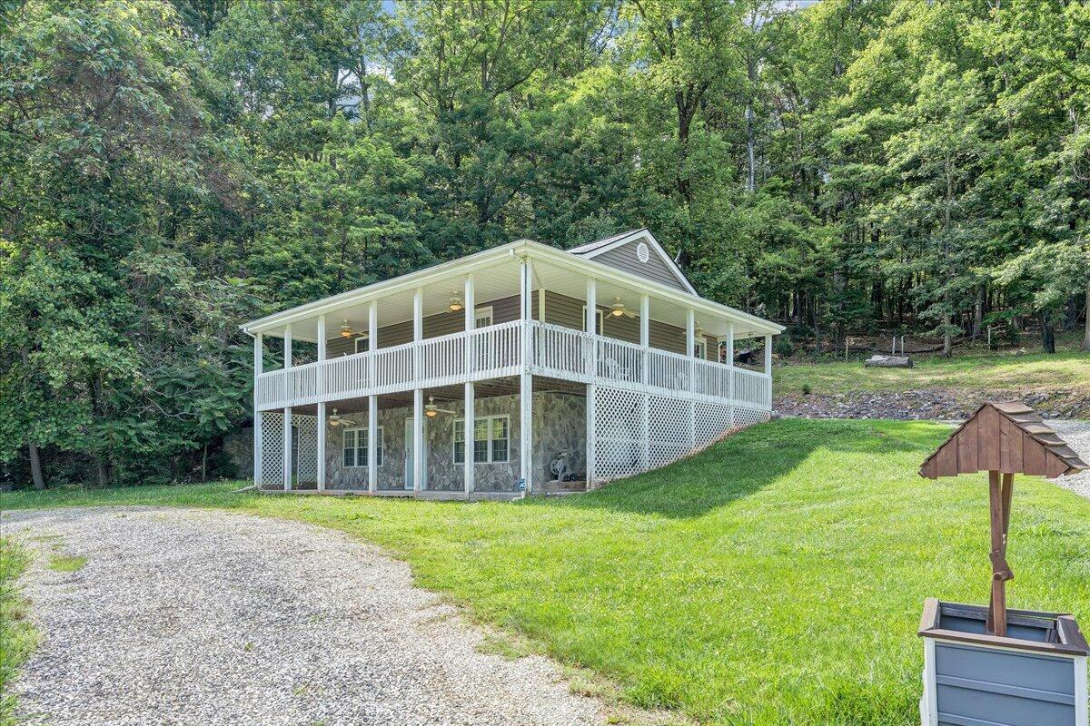 7611 Franklin RD