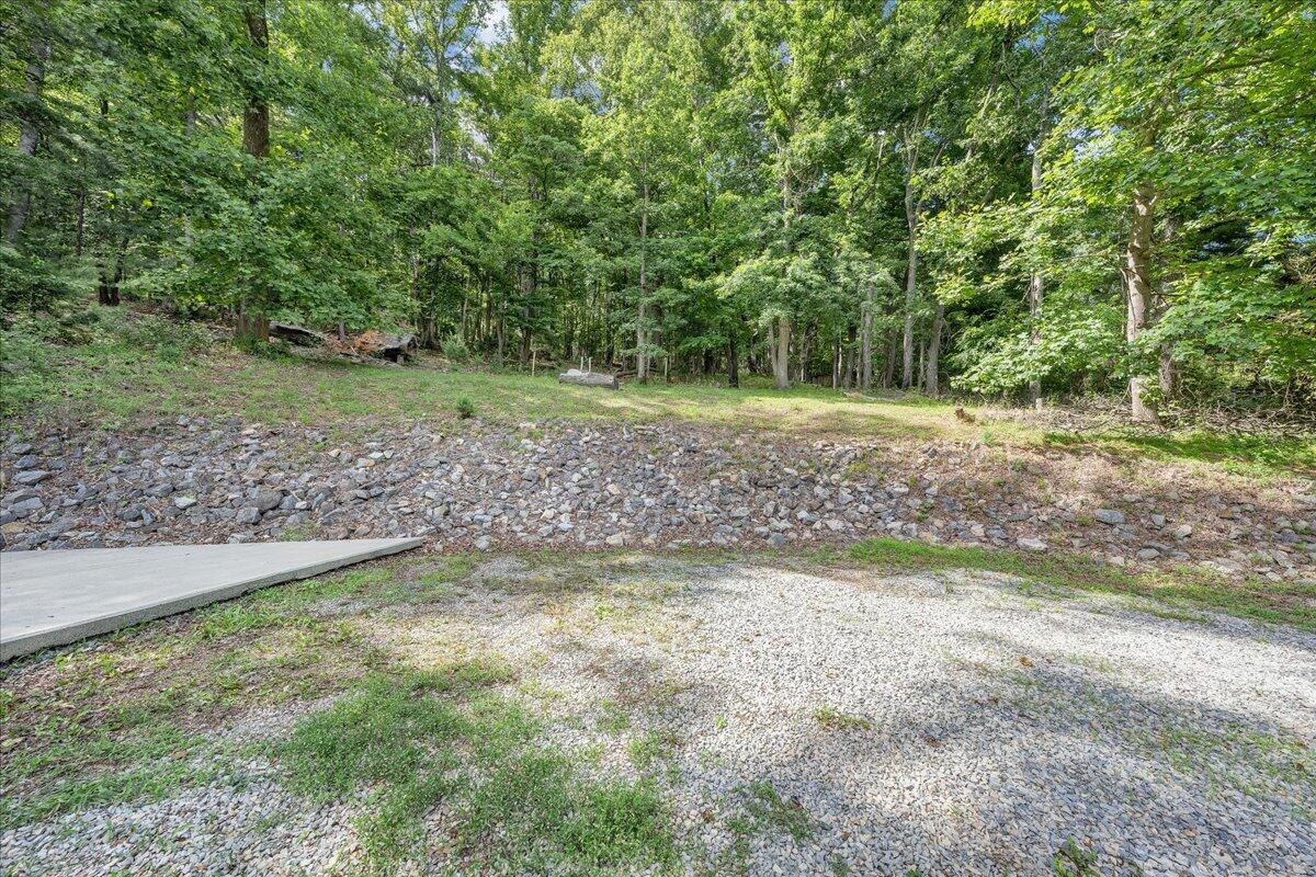 7611 Franklin RD
