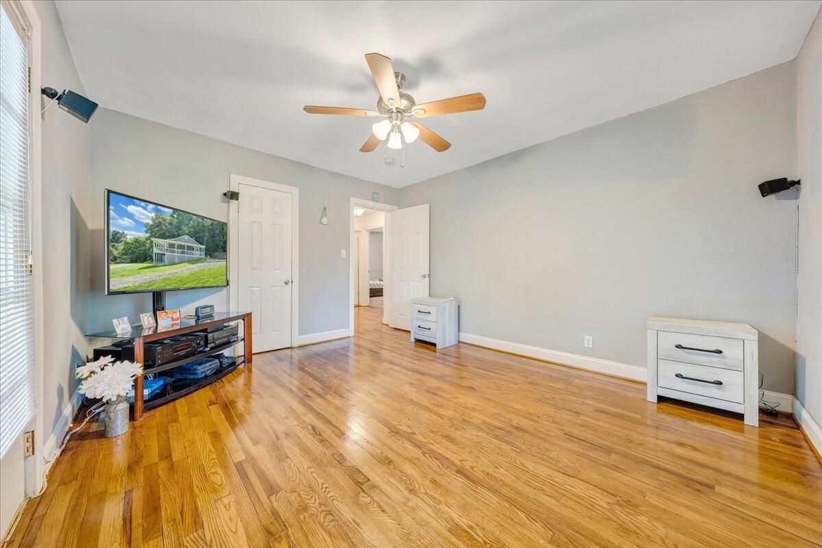 7611 Franklin RD