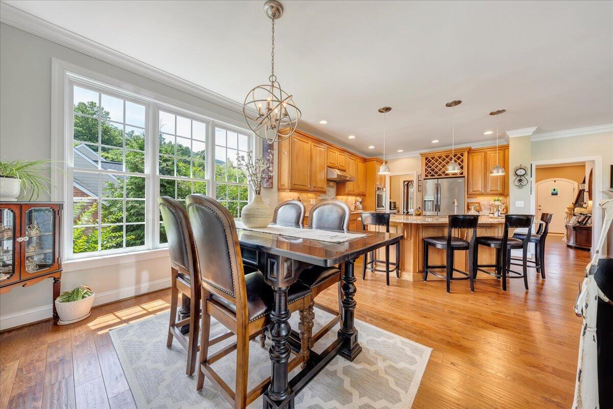 6865 Fairway Ridge RD