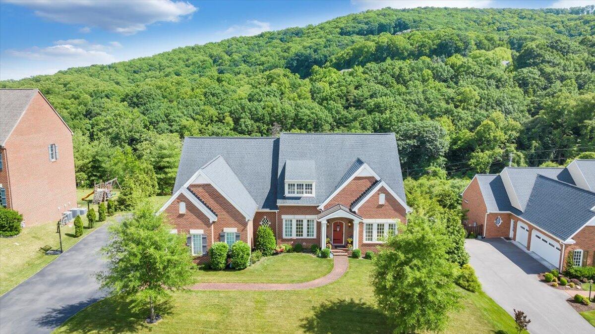 6865 Fairway Ridge RD