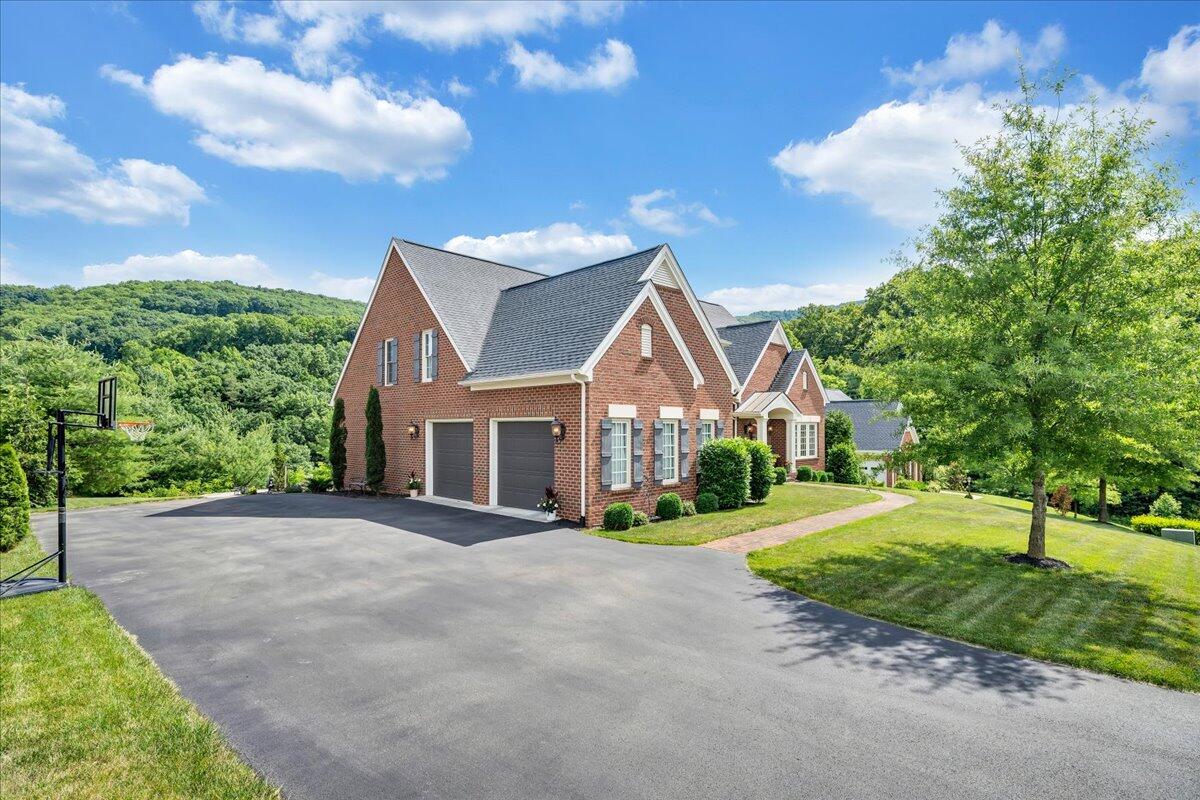 6865 Fairway Ridge RD