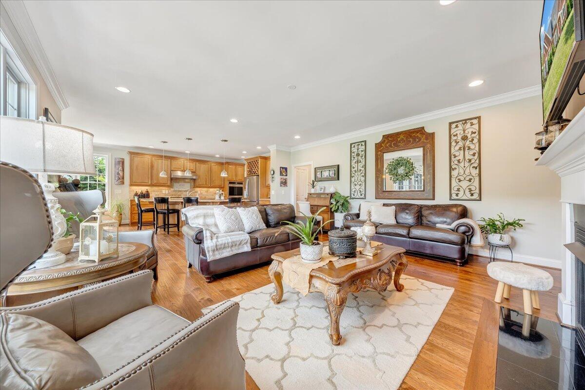 6865 Fairway Ridge RD