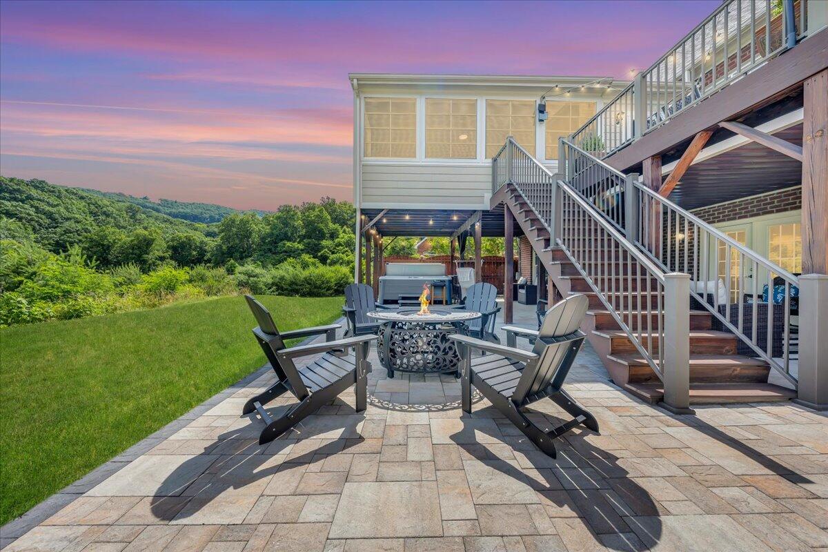 6865 Fairway Ridge RD