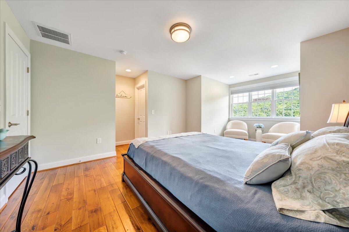 6865 Fairway Ridge RD