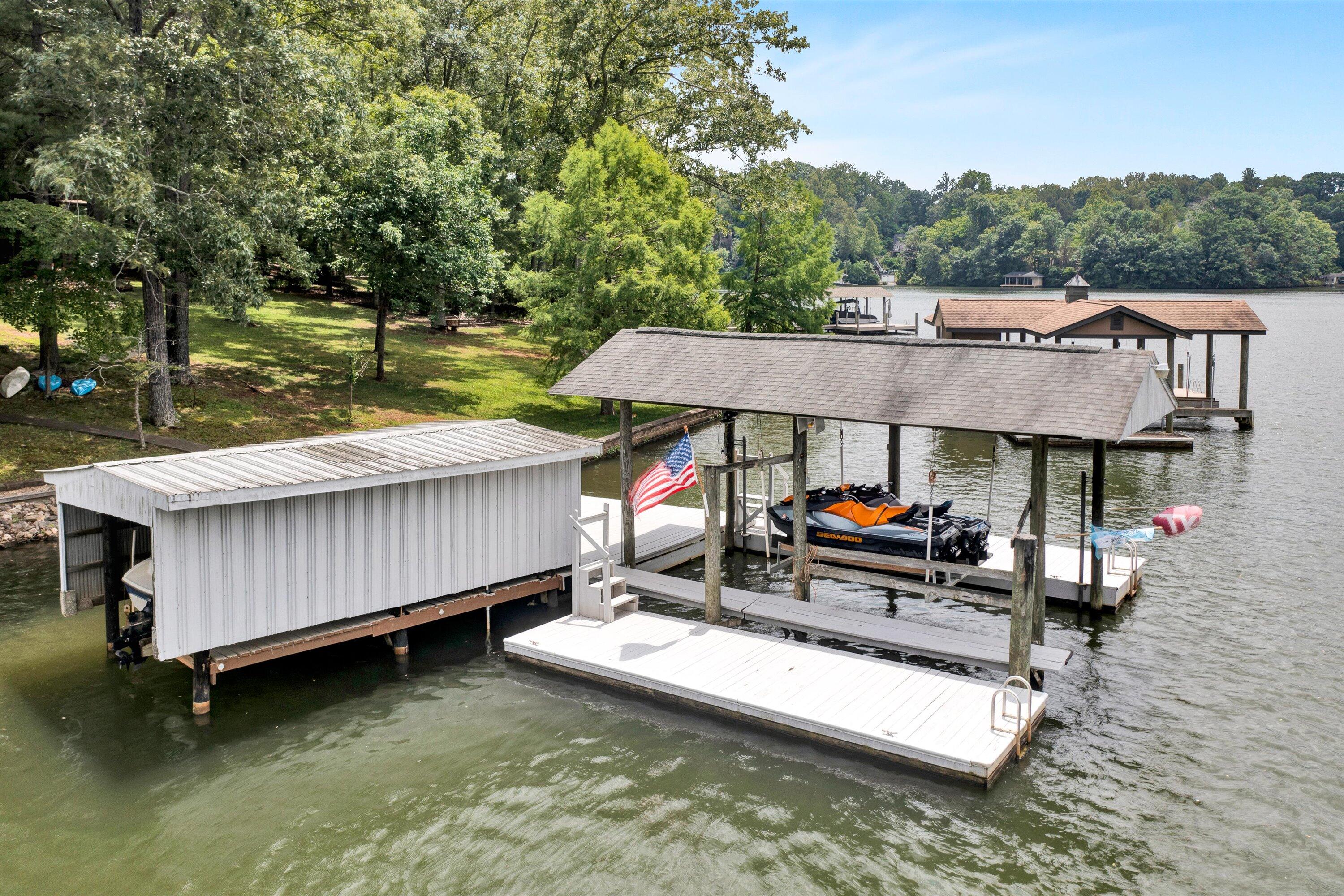 114 Clement DR
