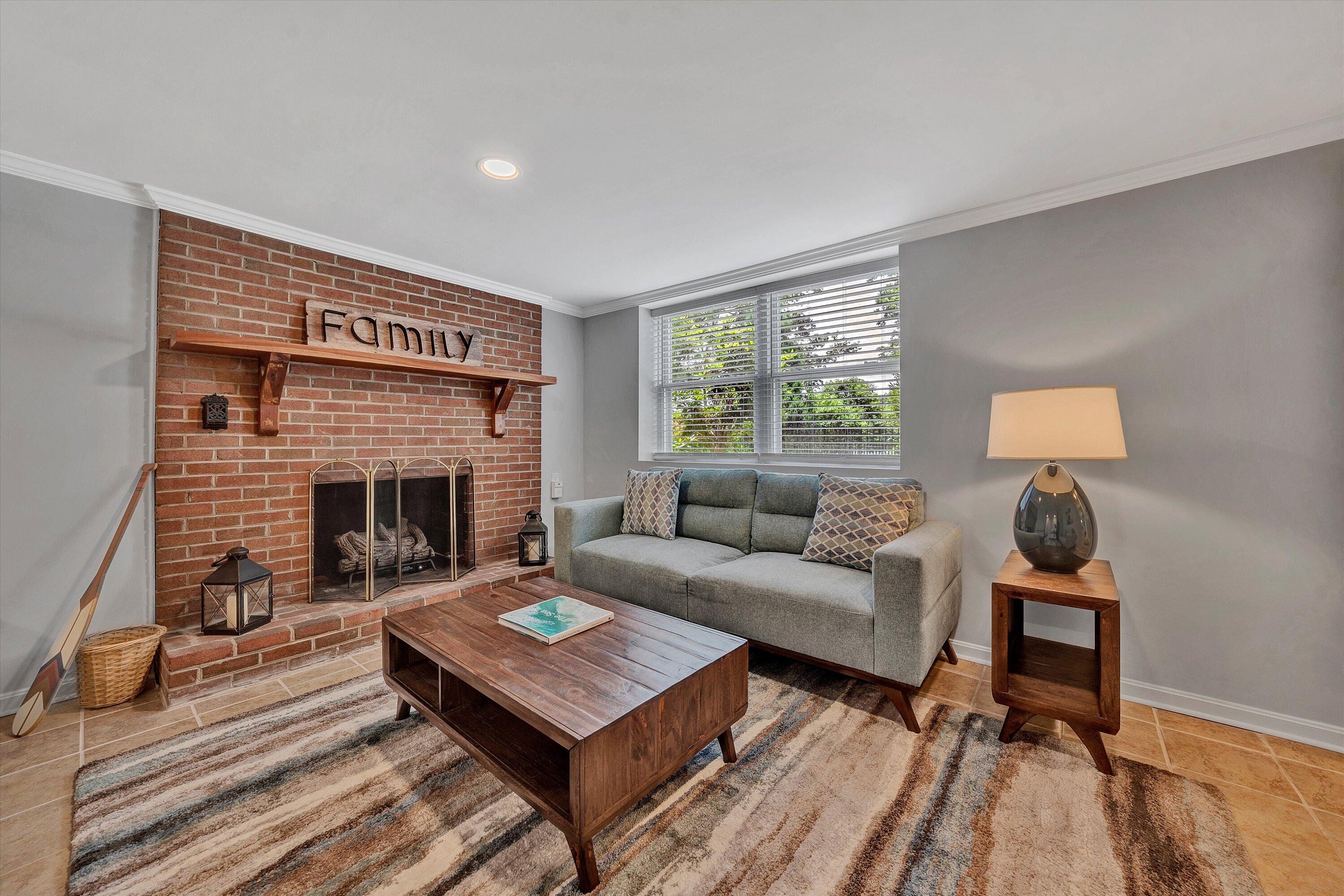 114 Clement DR