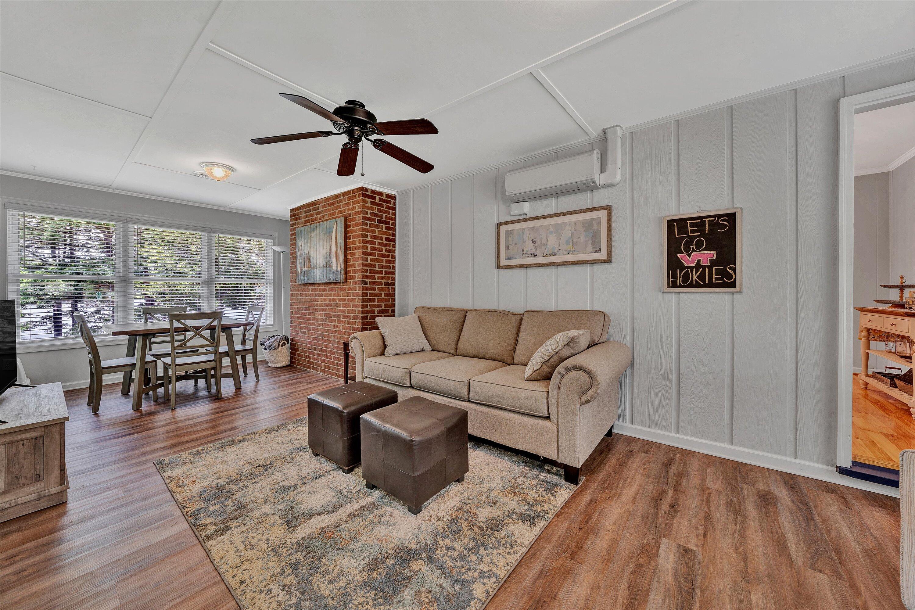 114 Clement DR