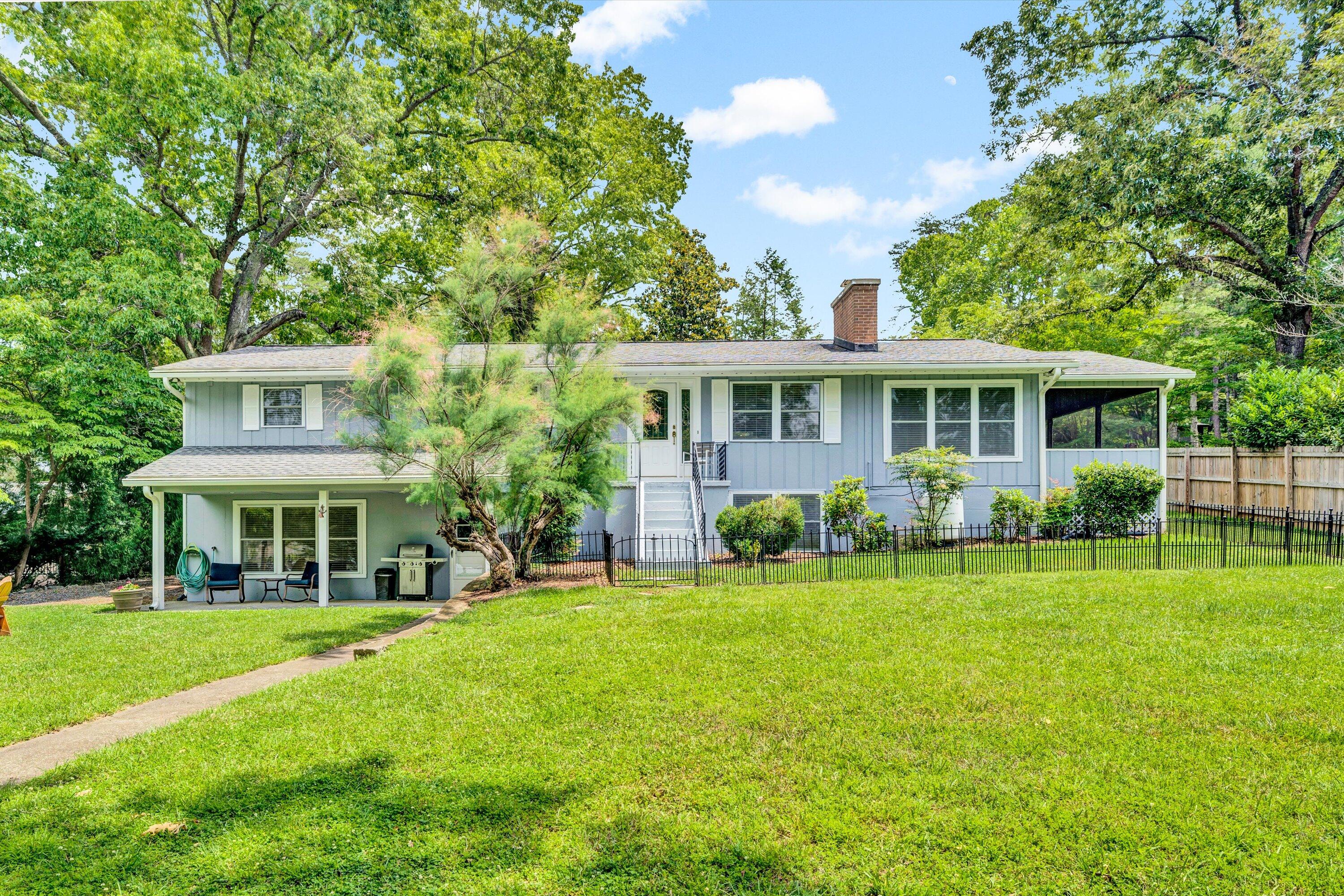 114 Clement DR