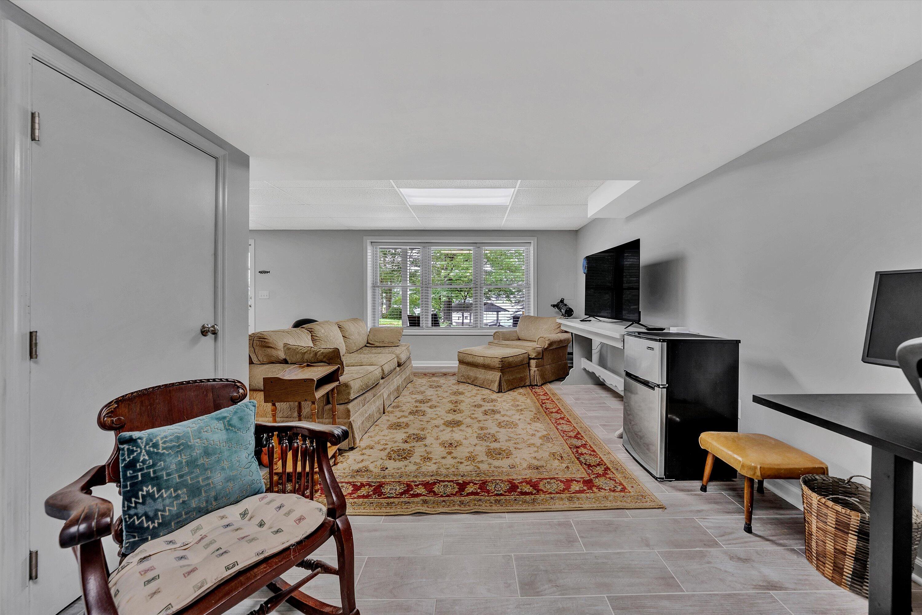114 Clement DR