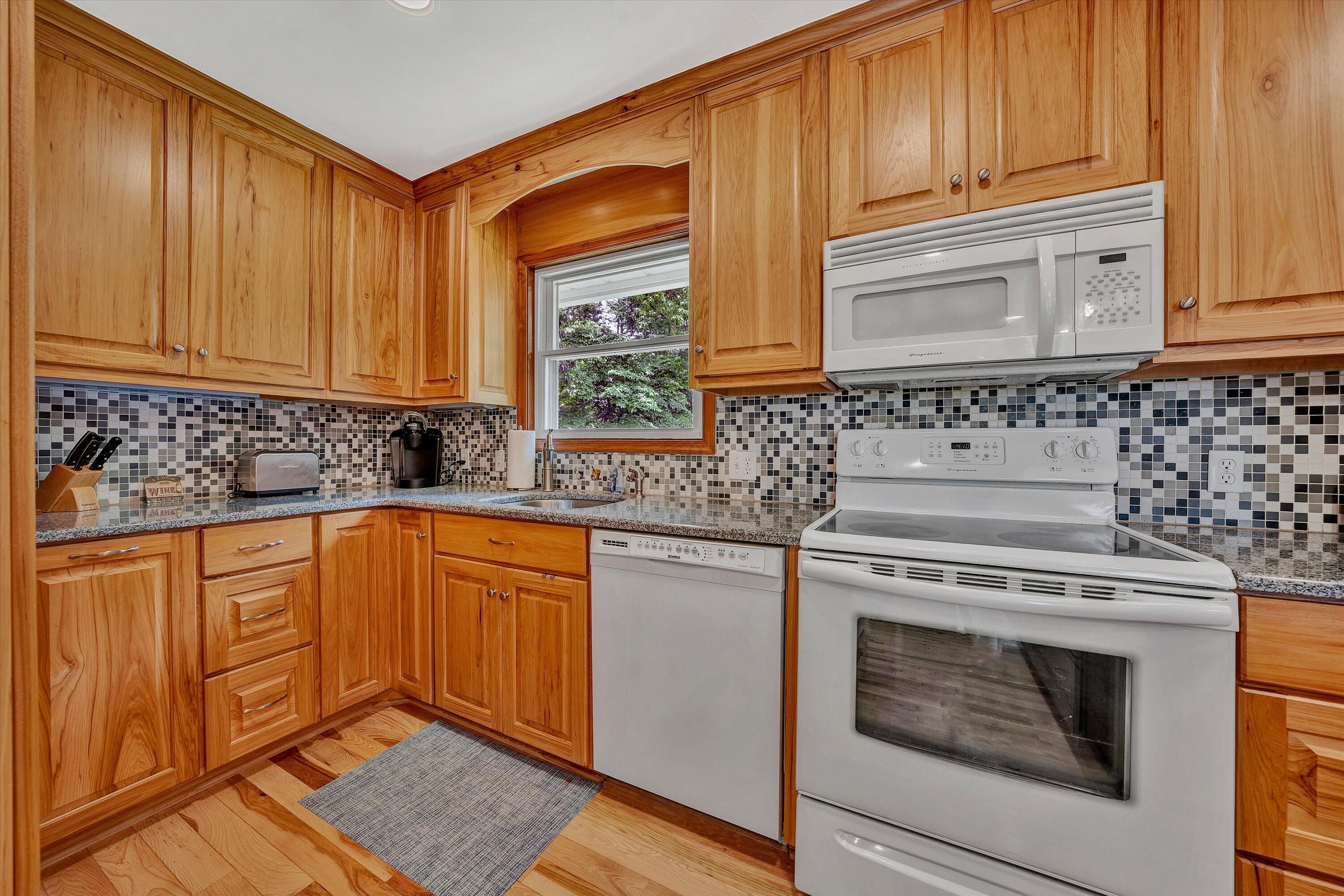114 Clement DR