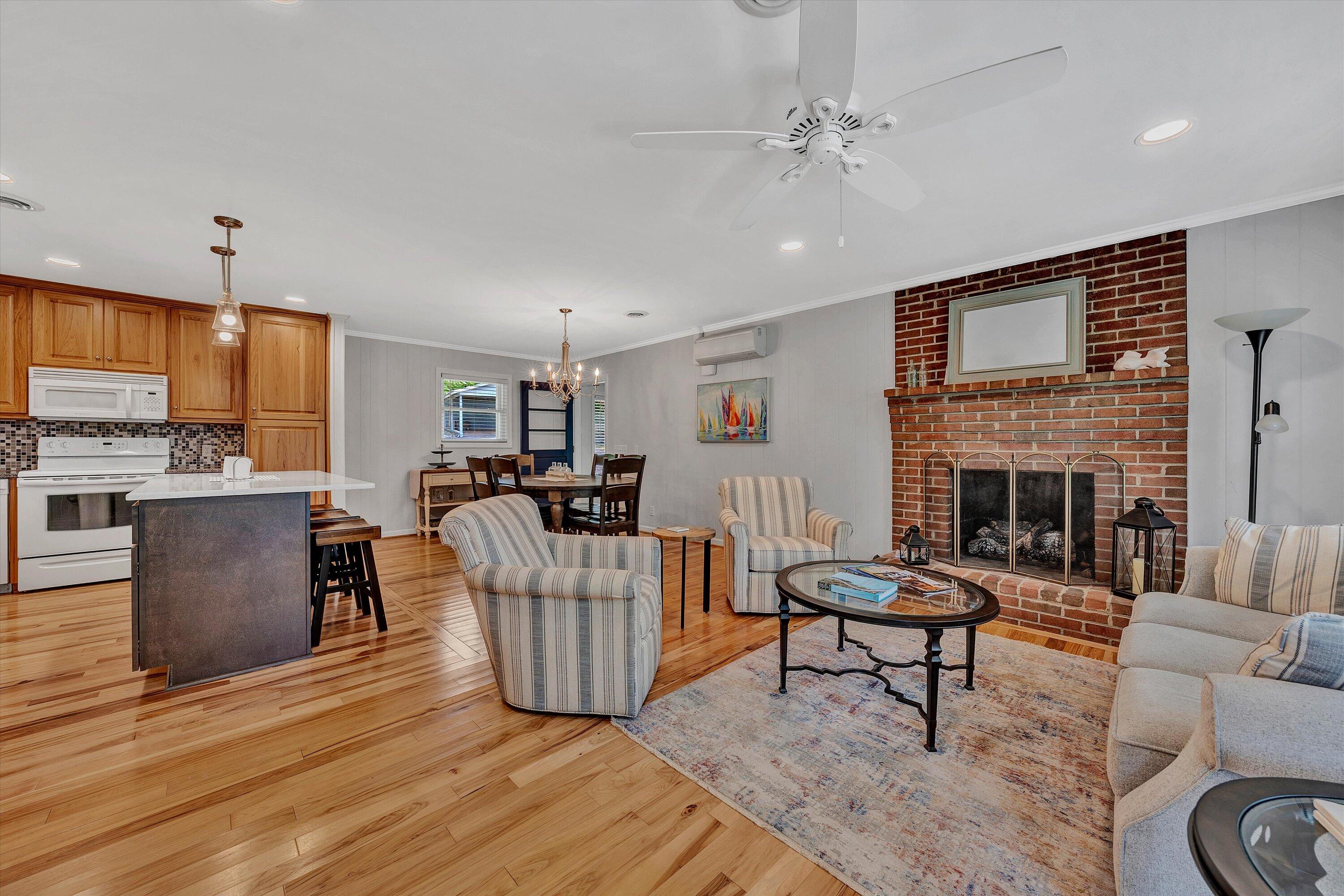 114 Clement DR
