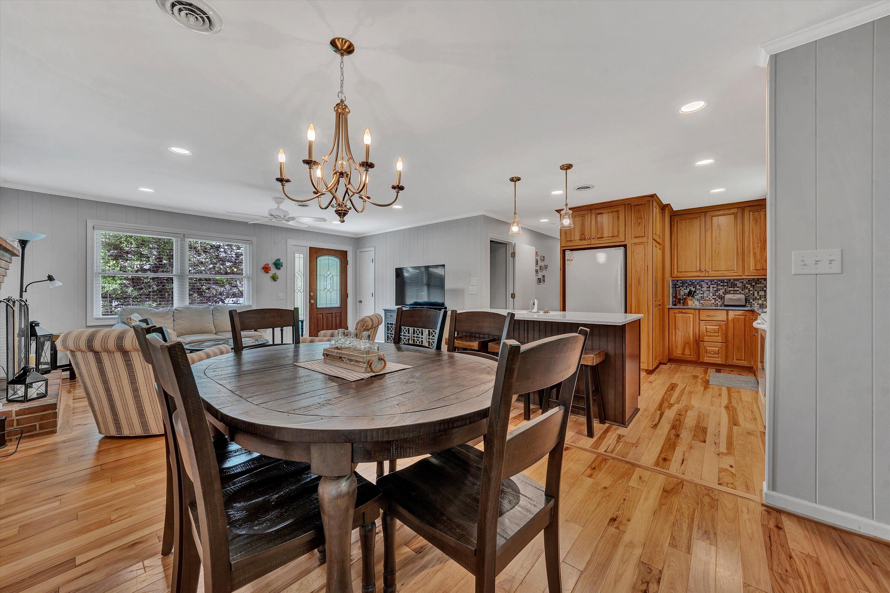 114 Clement DR