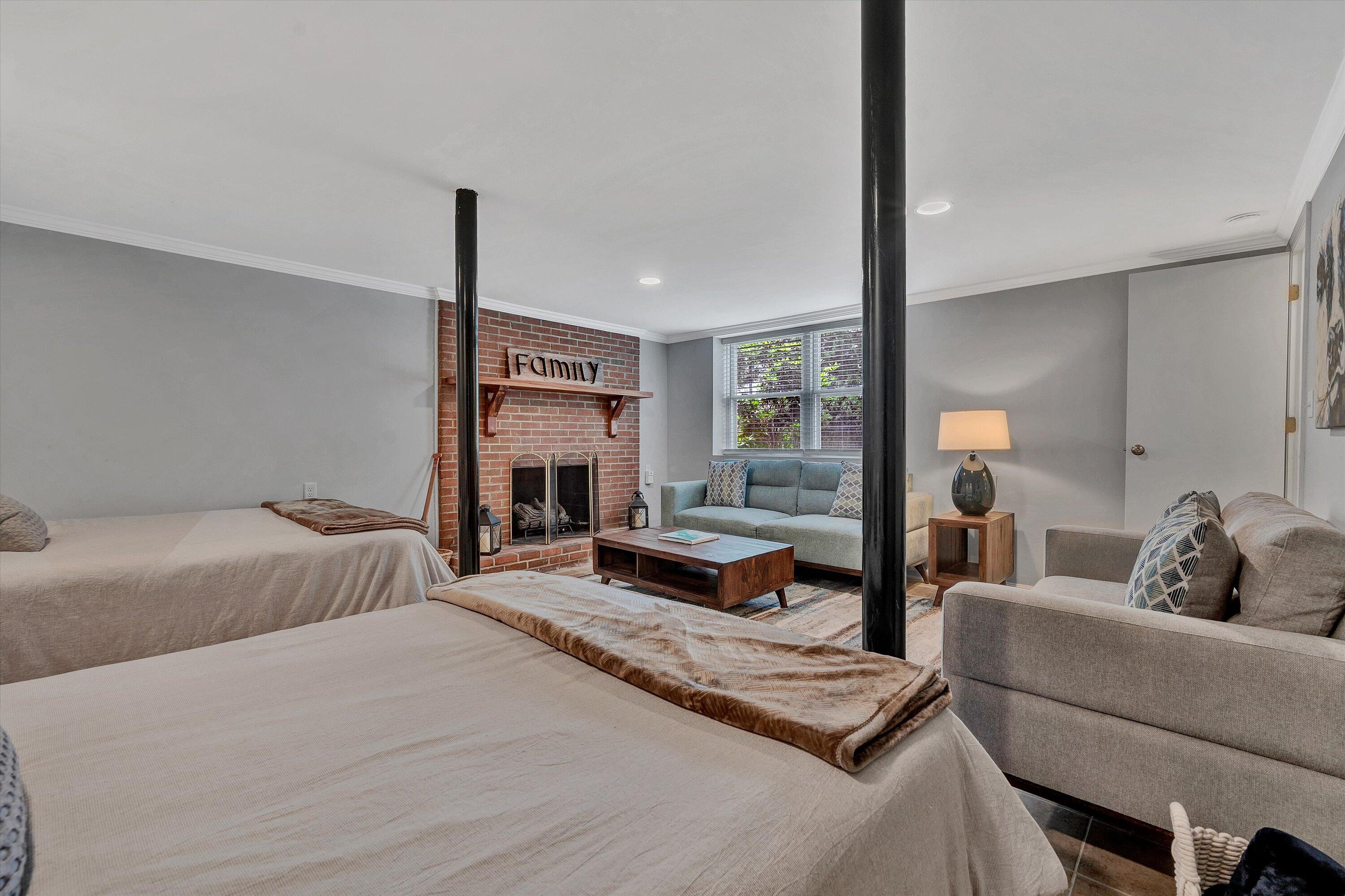 114 Clement DR