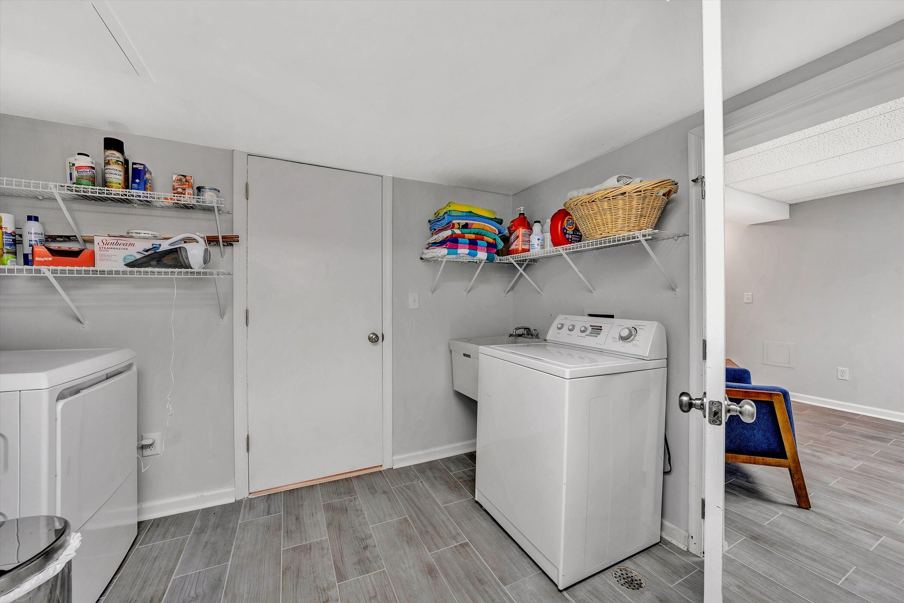 114 Clement DR