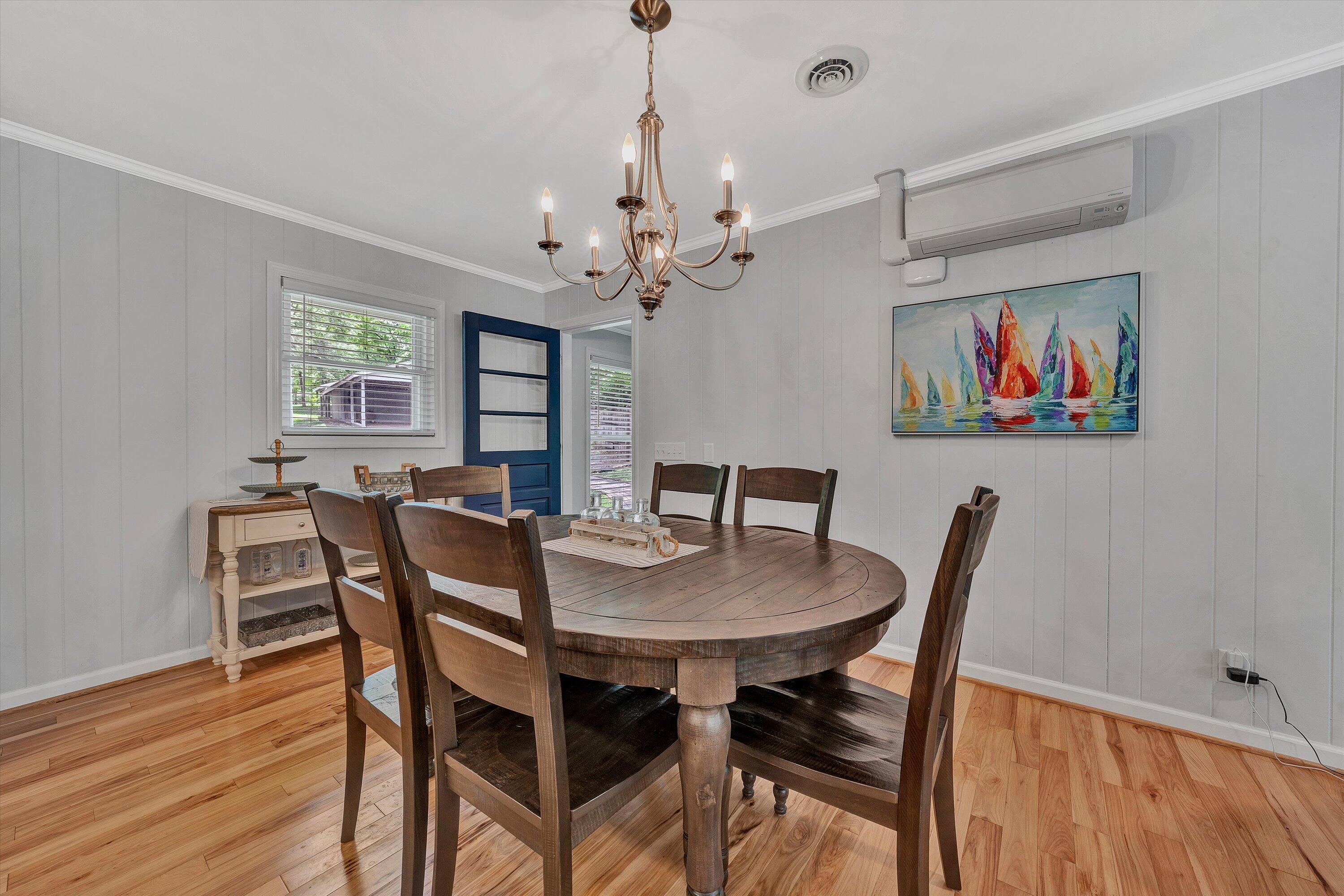 114 Clement DR