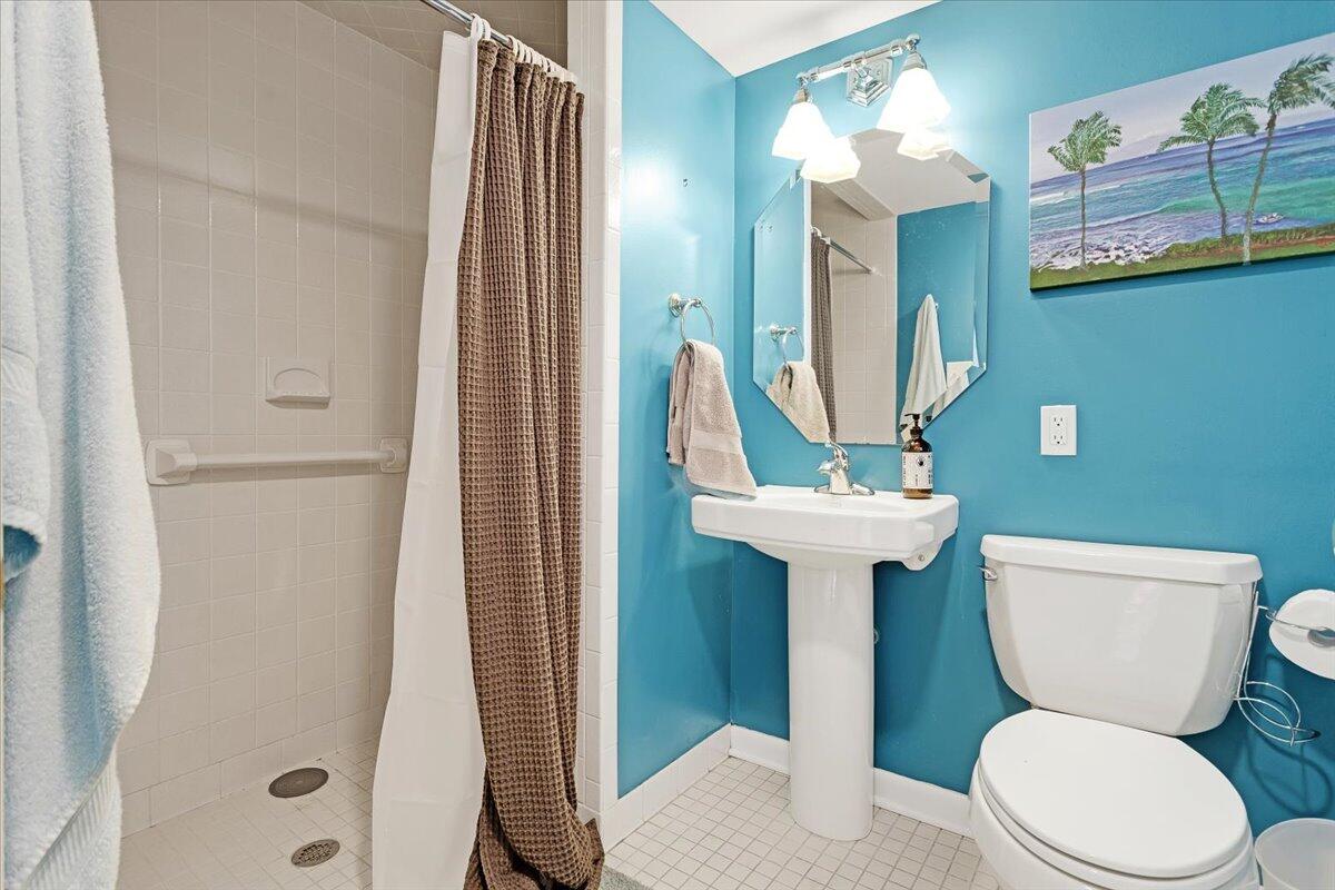 3616 Gaye LN