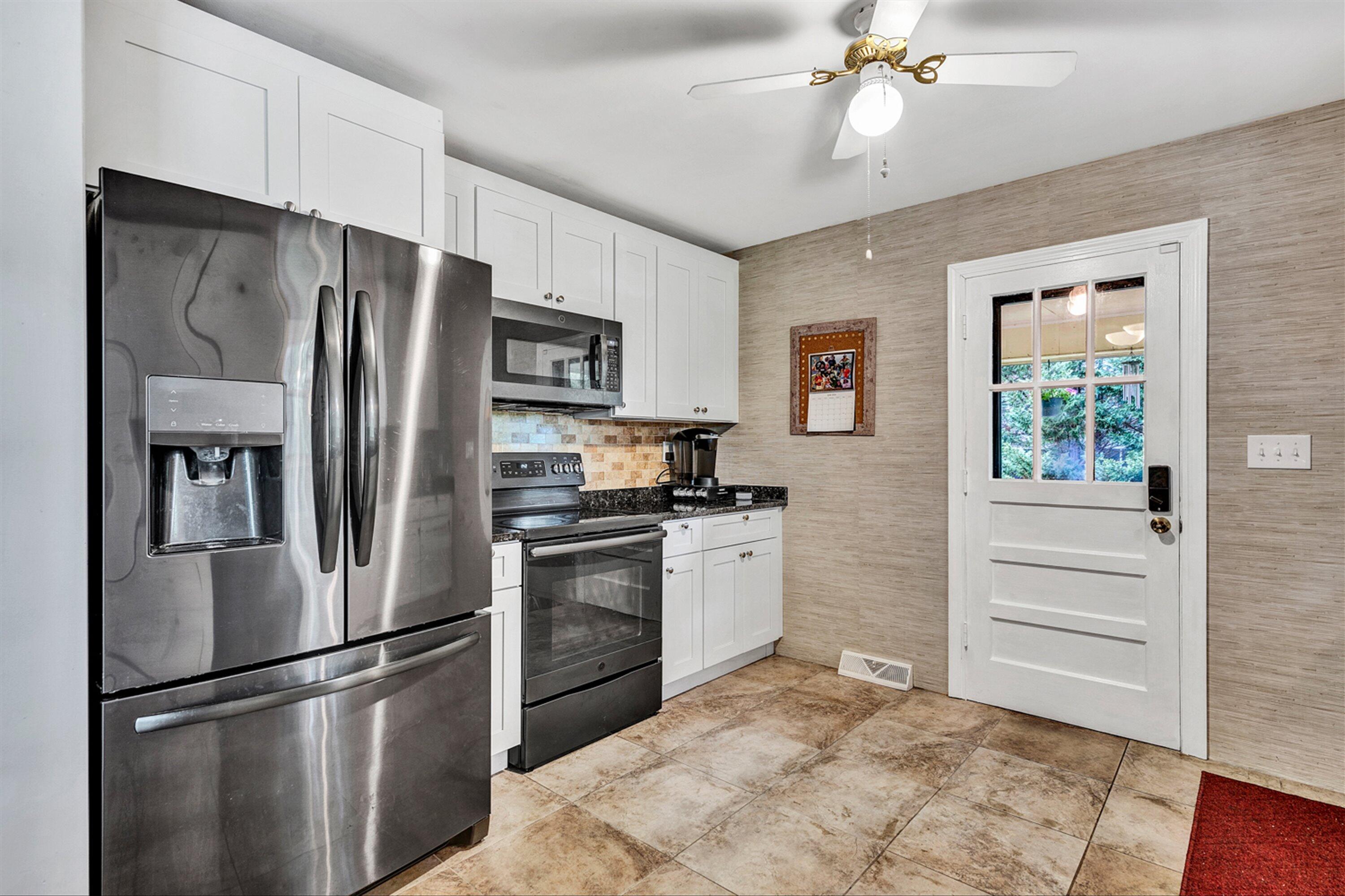 3578 CEDAR LN