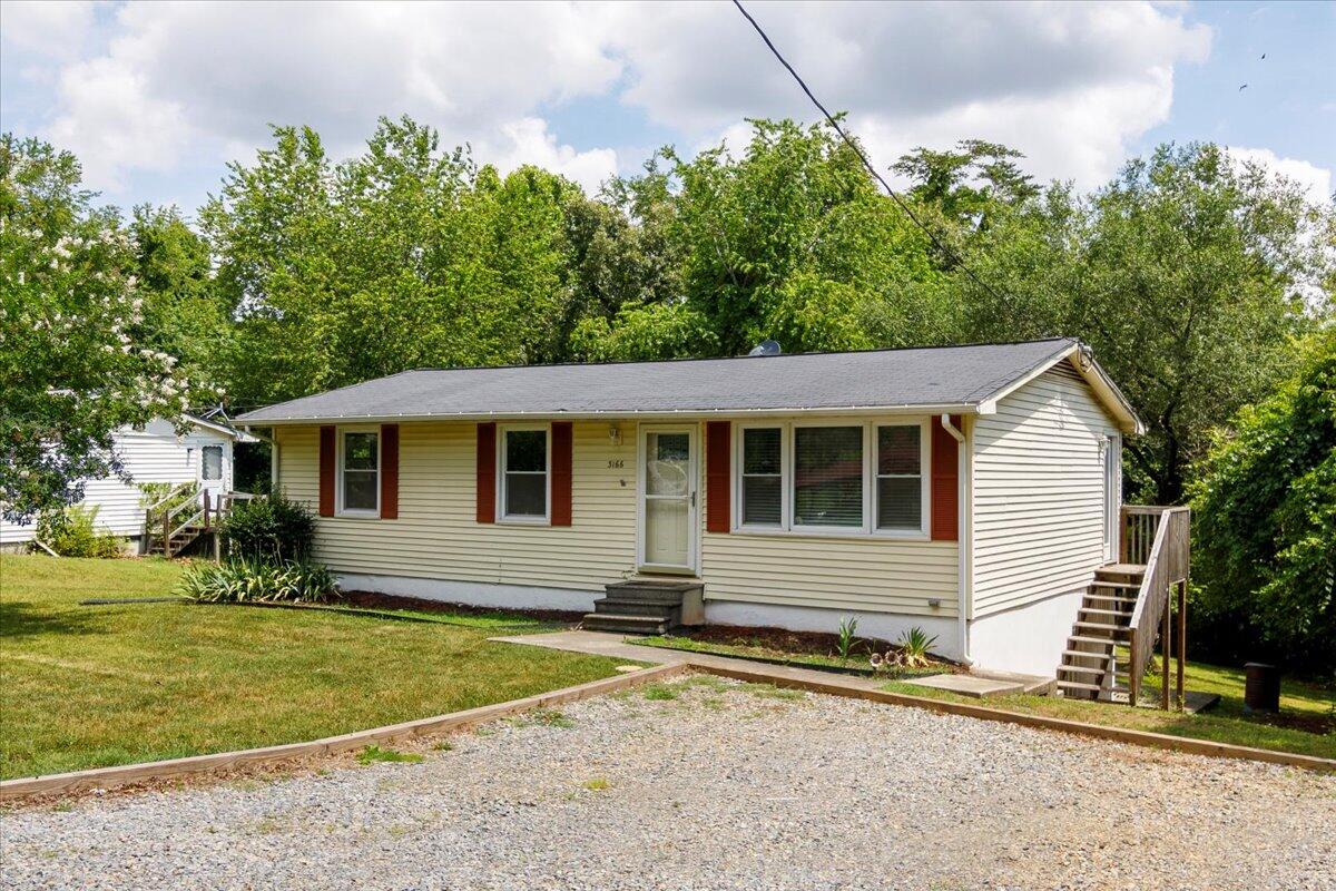 3166 Ivyland DR