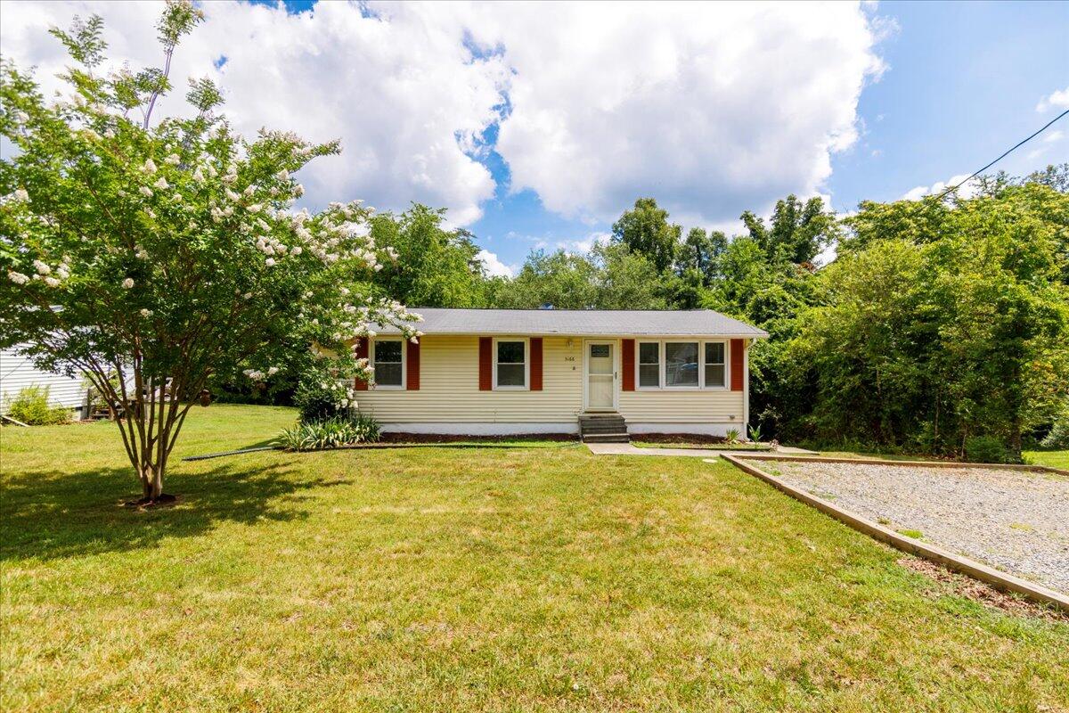 3166 Ivyland DR
