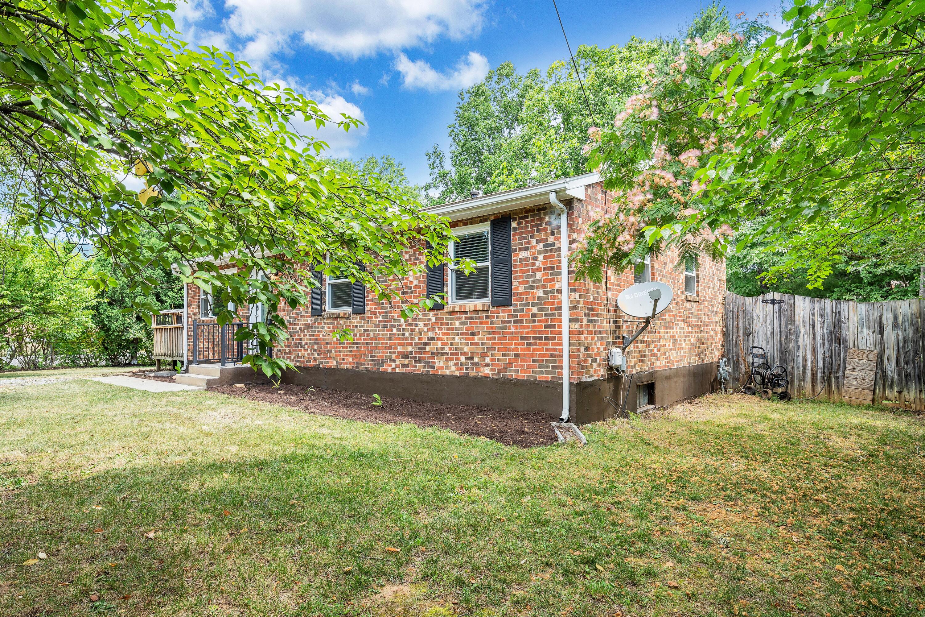 2617 Beaver Brook RD