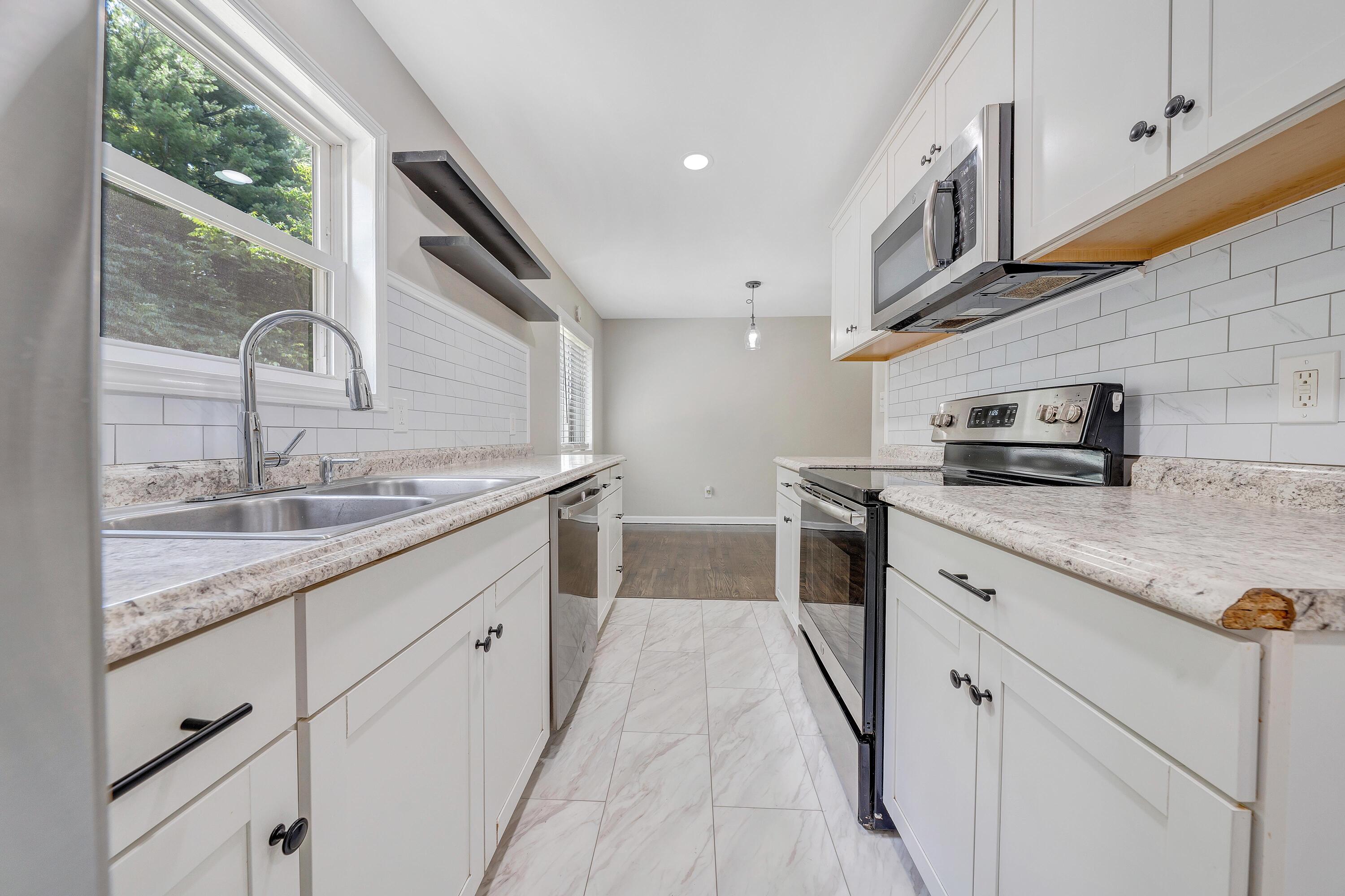 2617 Beaver Brook RD