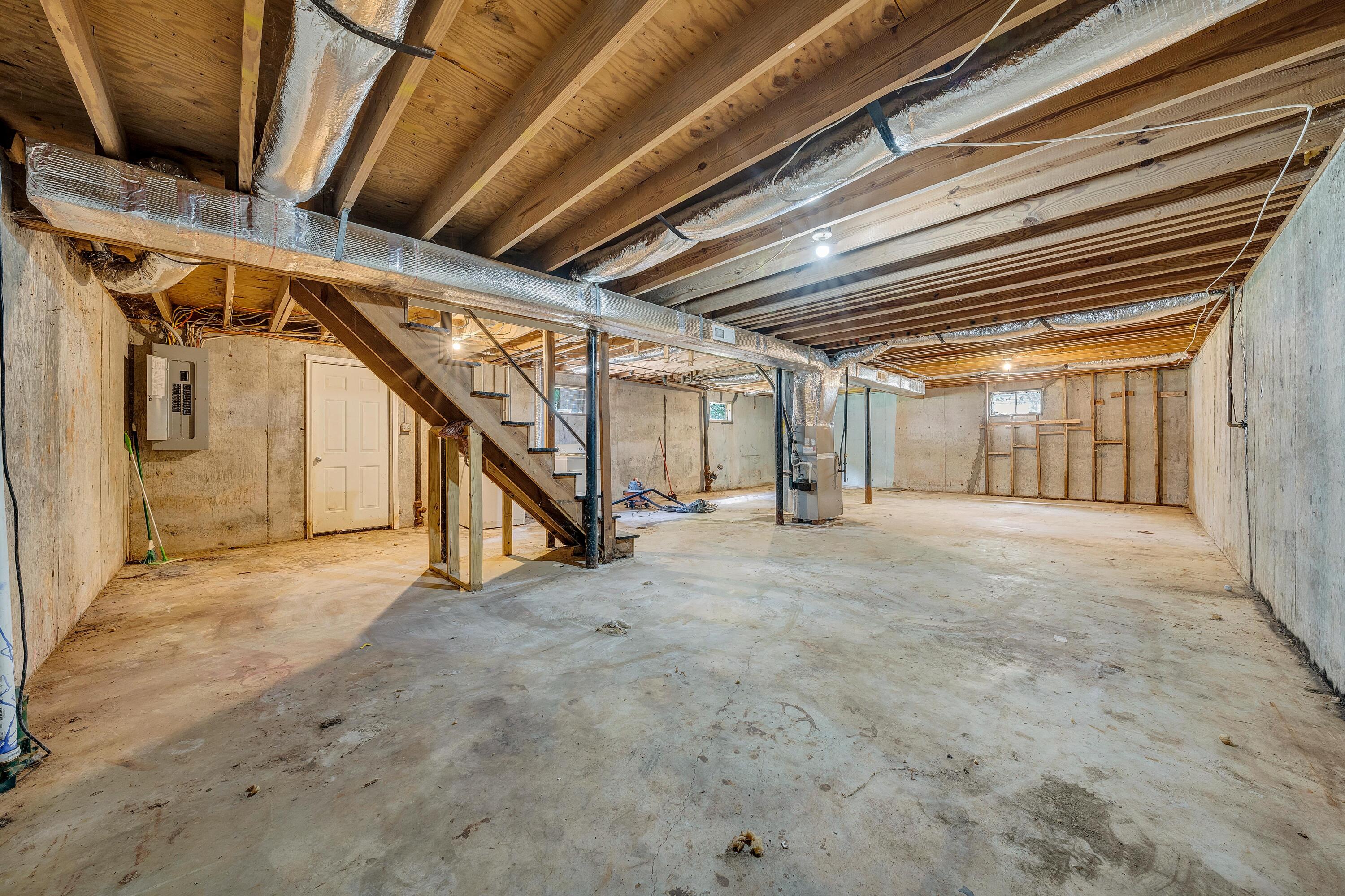 2617 Beaver Brook RD