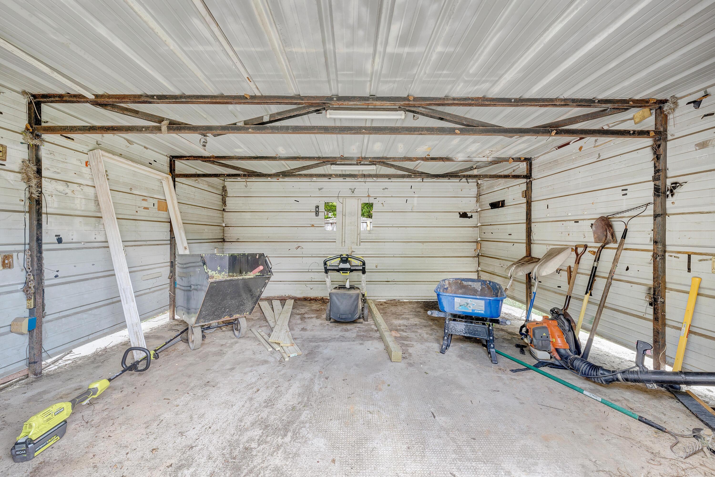 2617 Beaver Brook RD