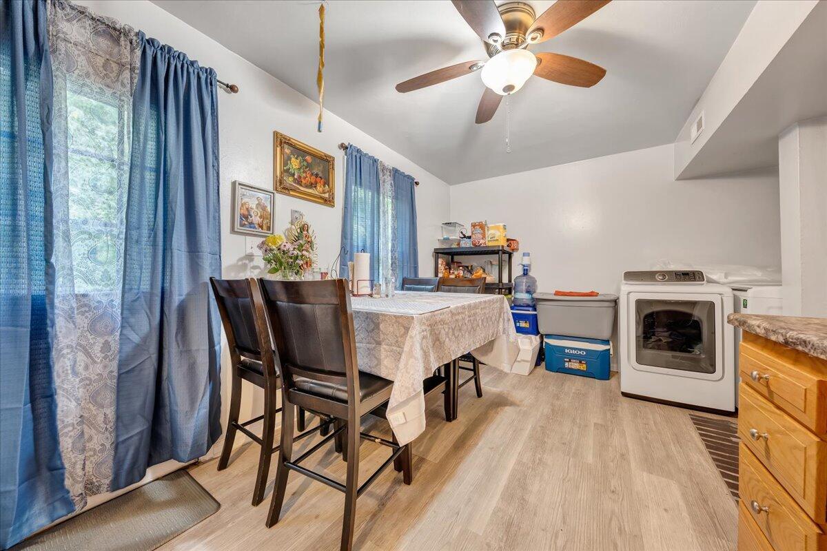 1337 Memphis ST Unit: & 1339