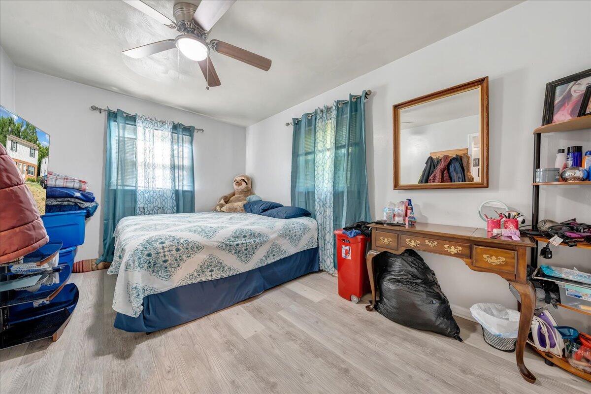 1337 Memphis ST Unit: & 1339