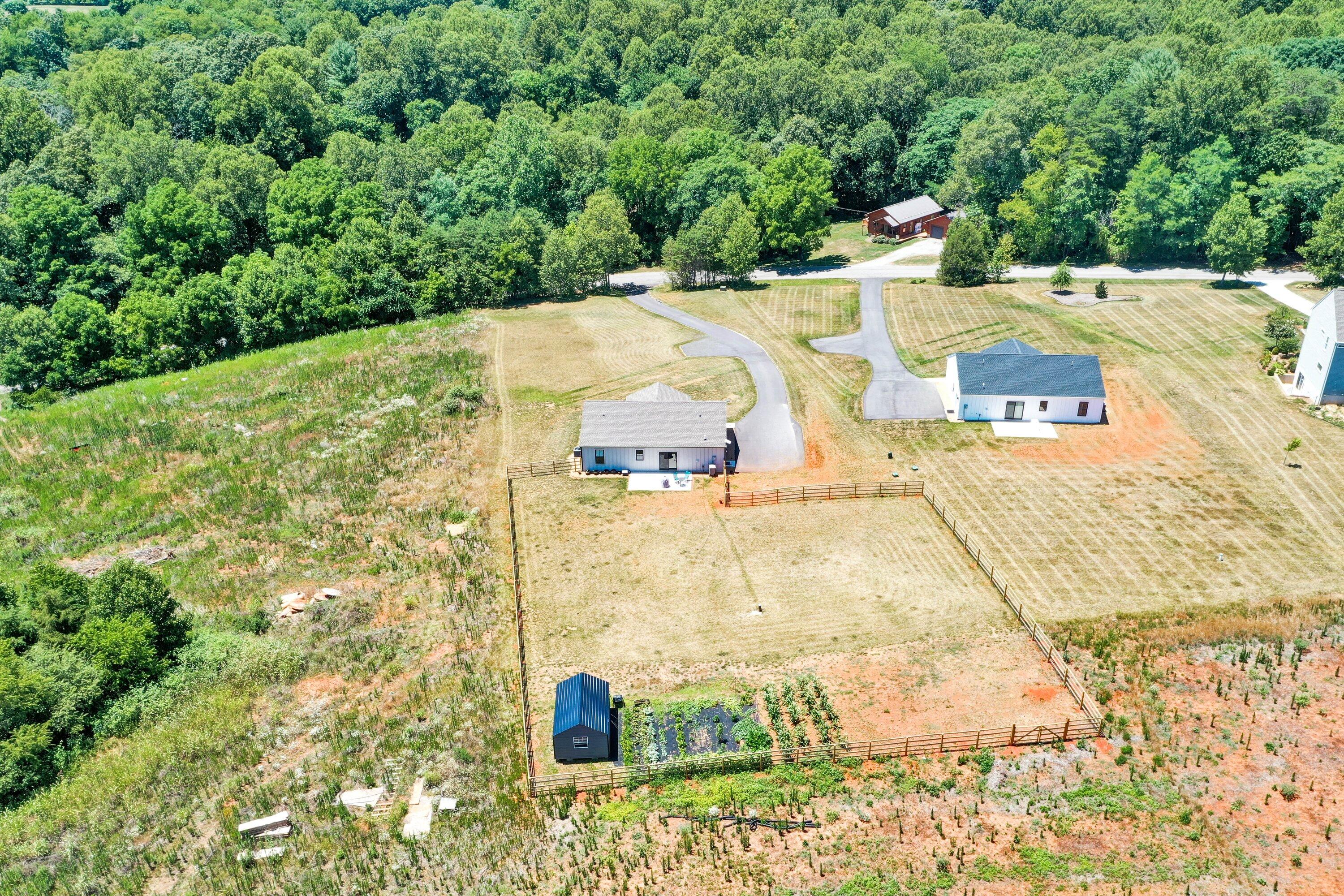 400 Nursery RD