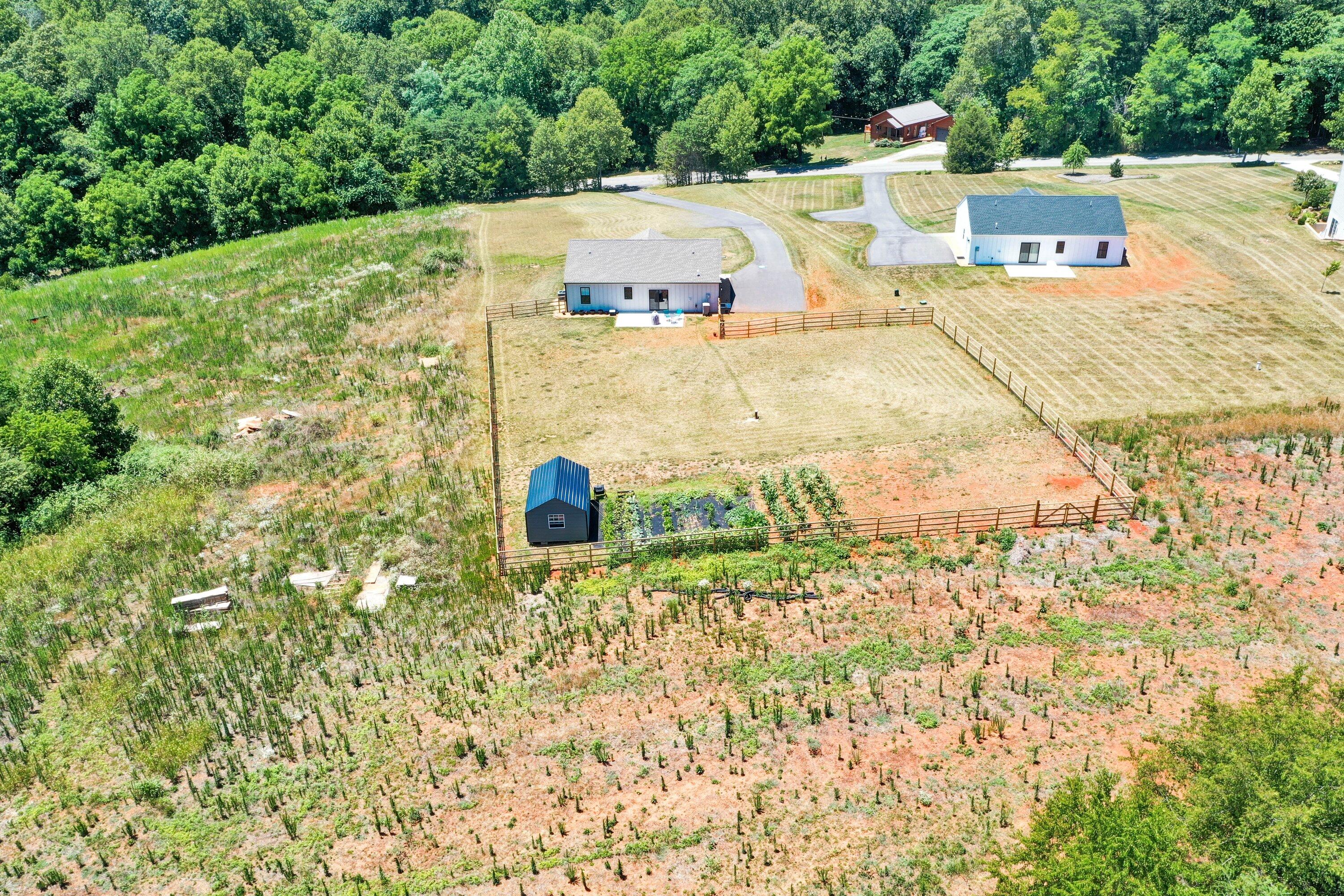 400 Nursery RD
