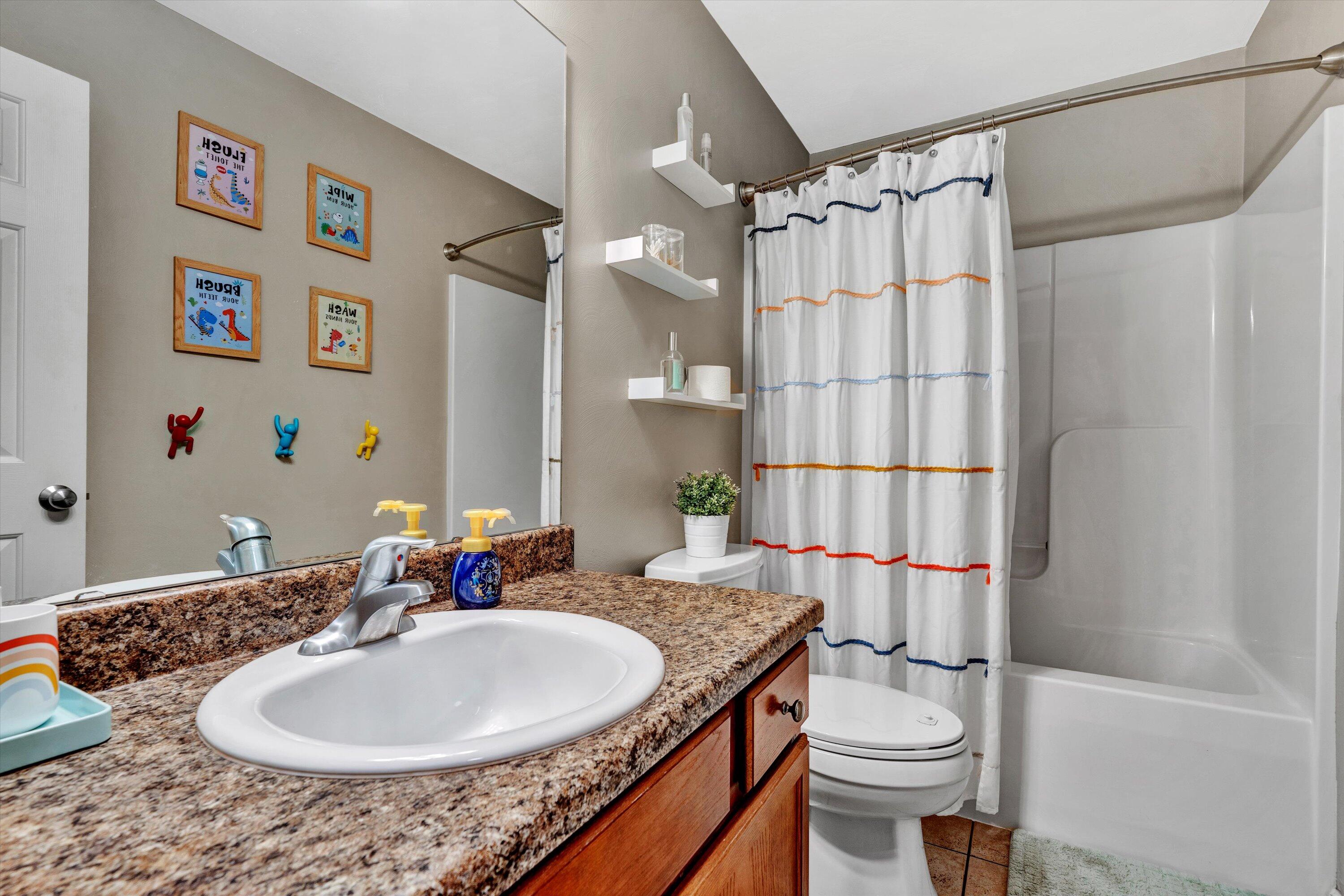 5617 Palmer Green CIR