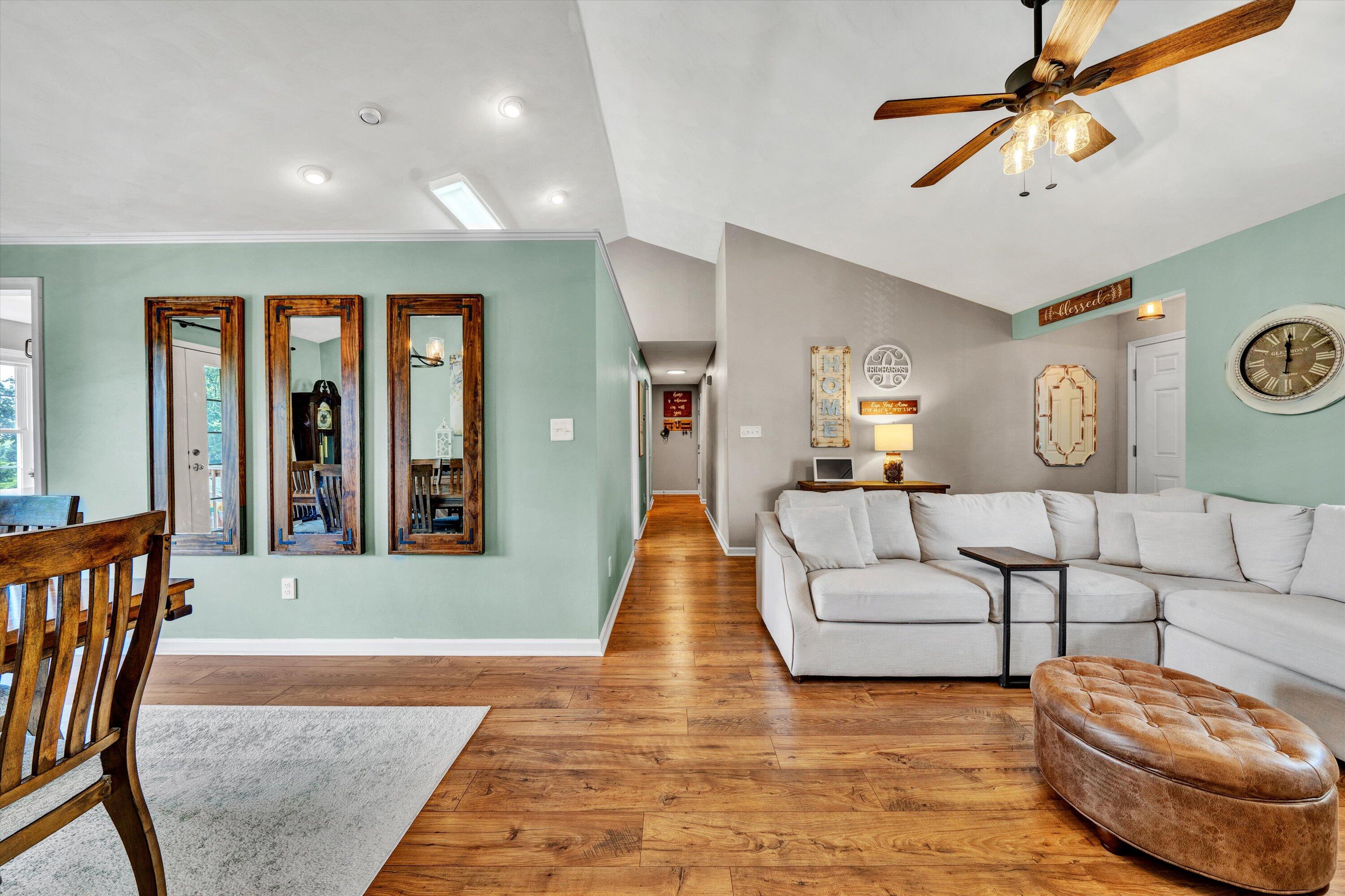 5617 Palmer Green CIR