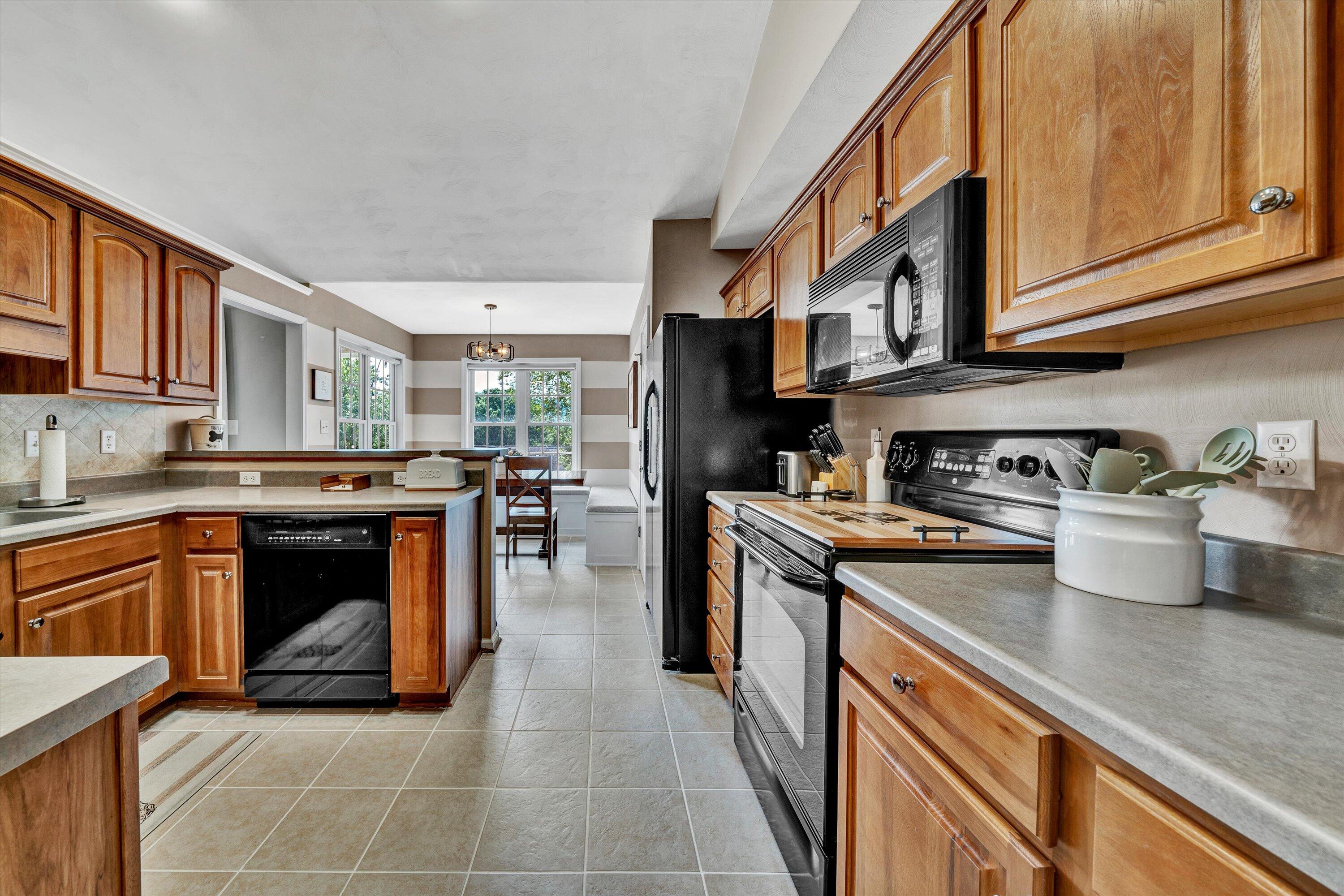 5617 Palmer Green CIR