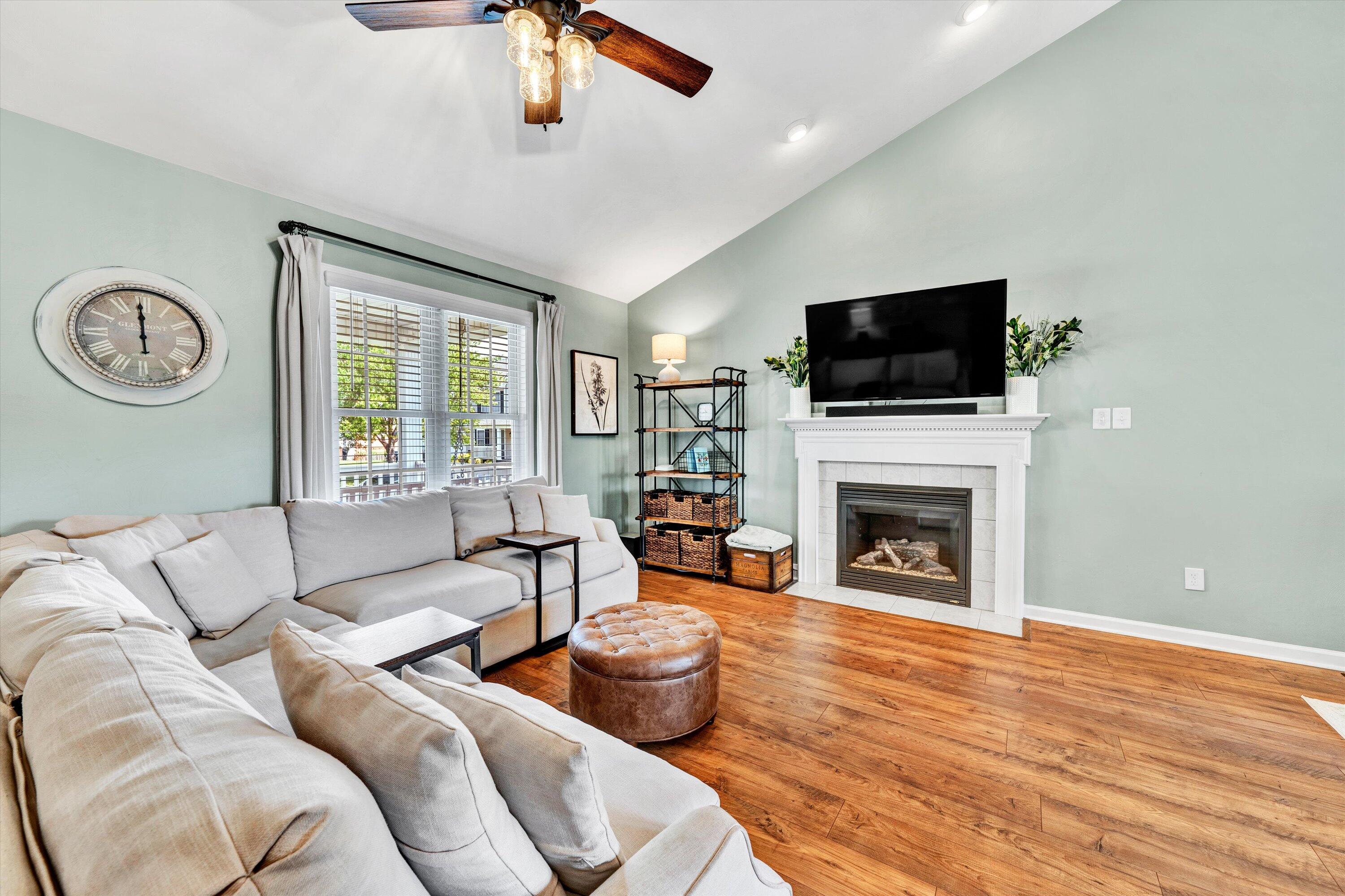 5617 Palmer Green CIR