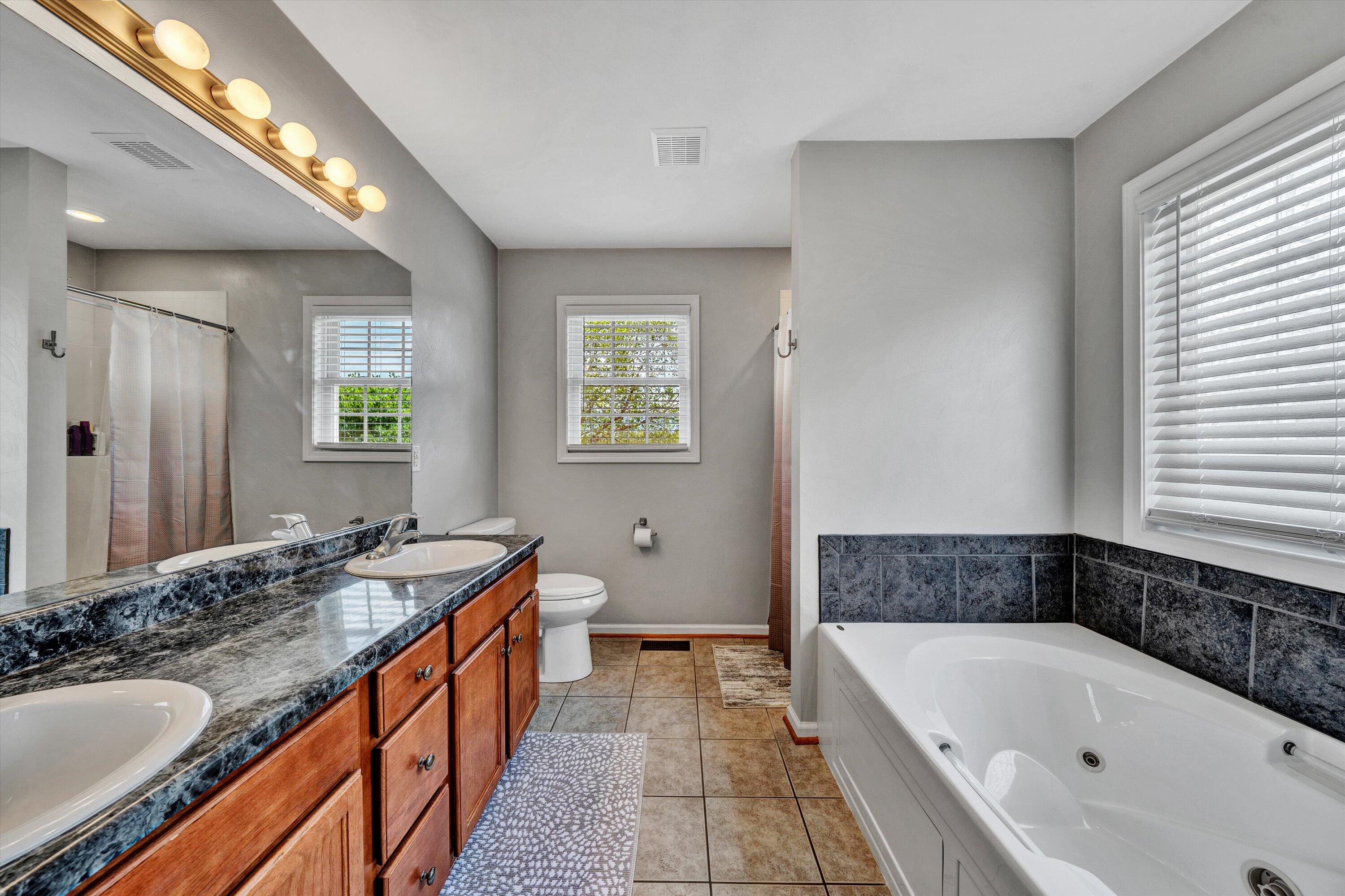 5617 Palmer Green CIR