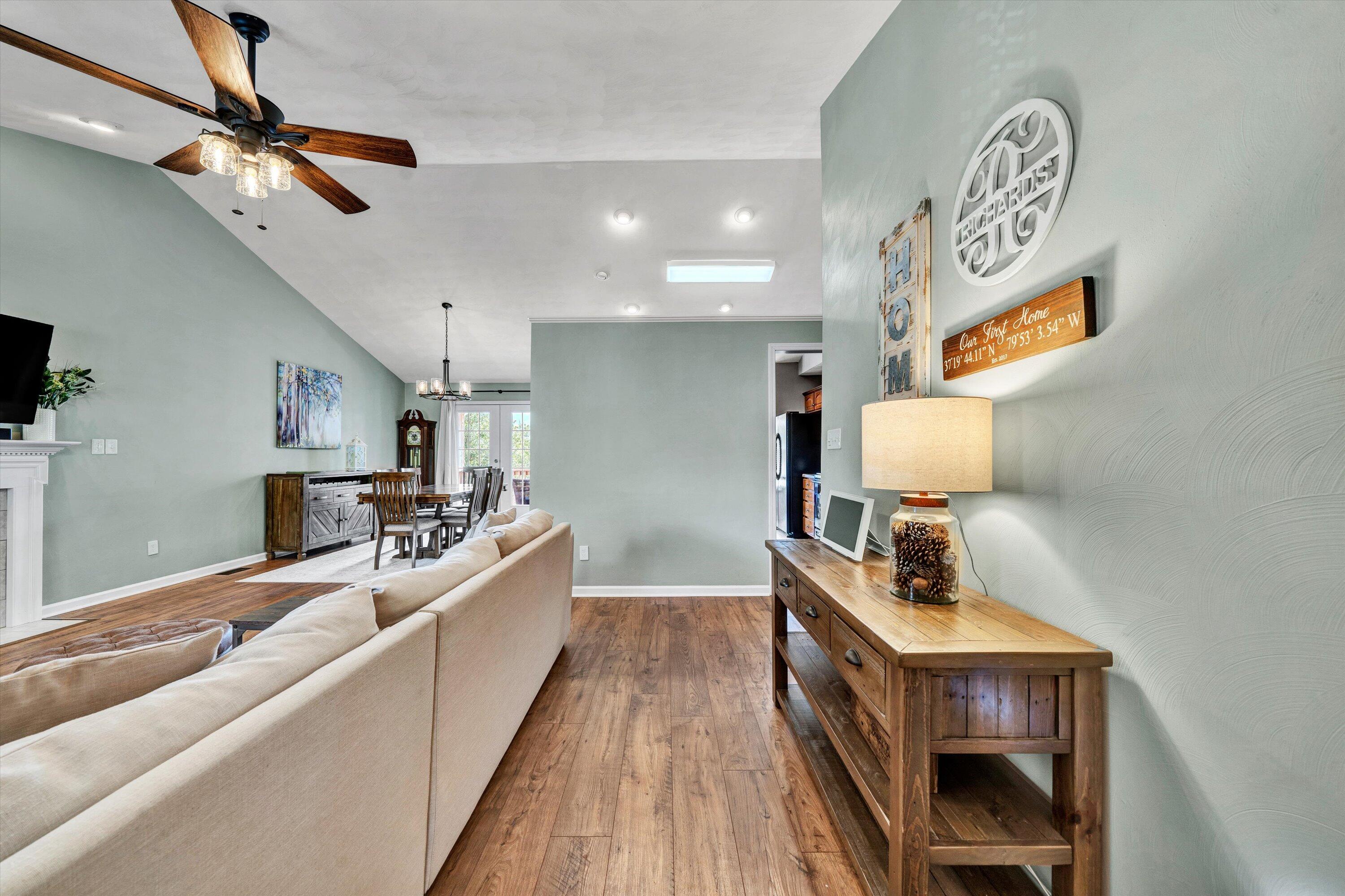 5617 Palmer Green CIR